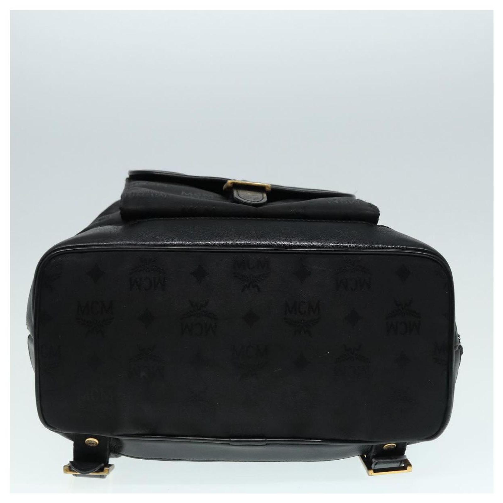 MCM Vicetos Logogram Backpack Leather Black Champagne Gold  display picture 3