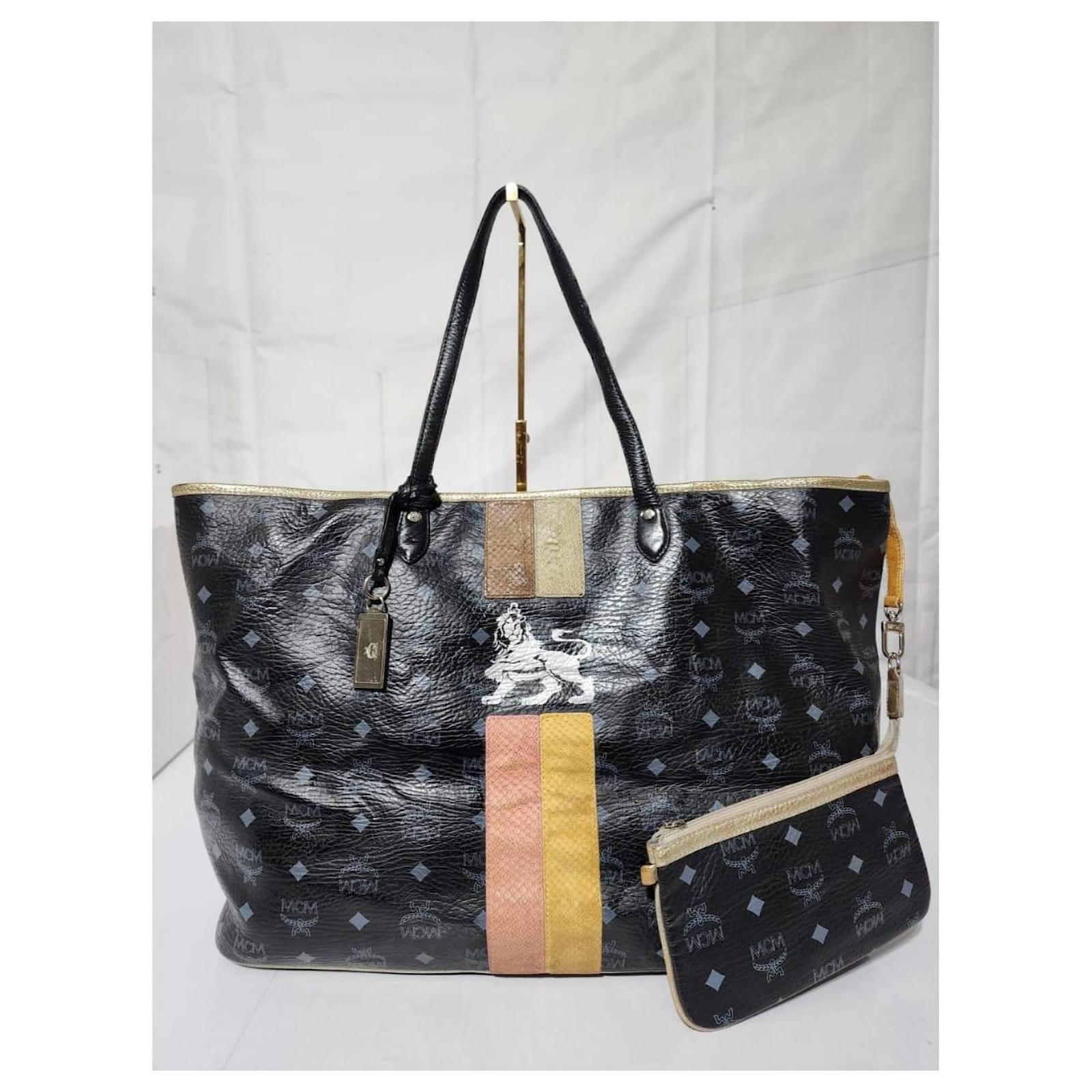 MCM Visetos Princess Lion Tote Bag With Pochette Black XL Leather