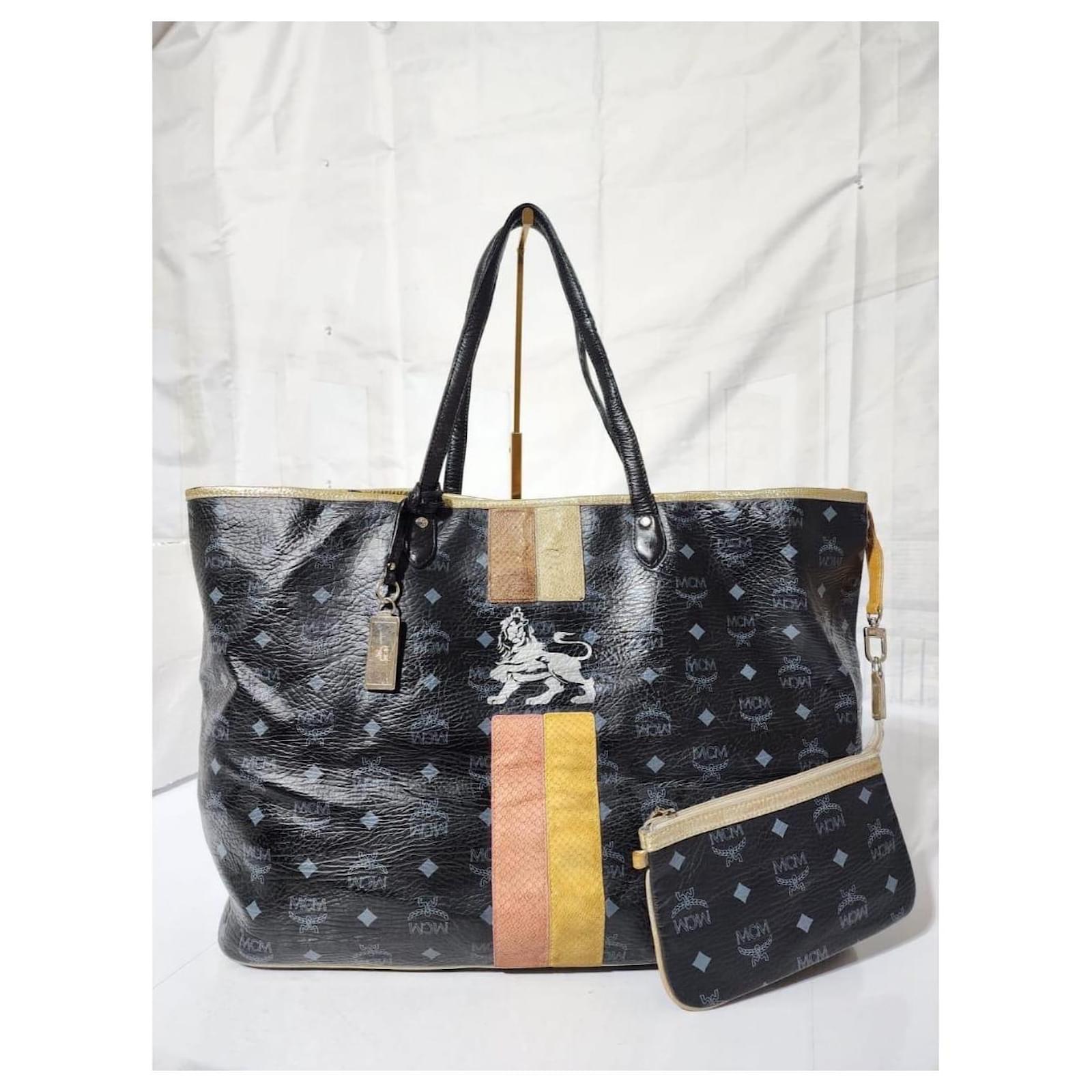 MCM Visetos Princess Lion Tote Bag With Pochette Black XL Leather