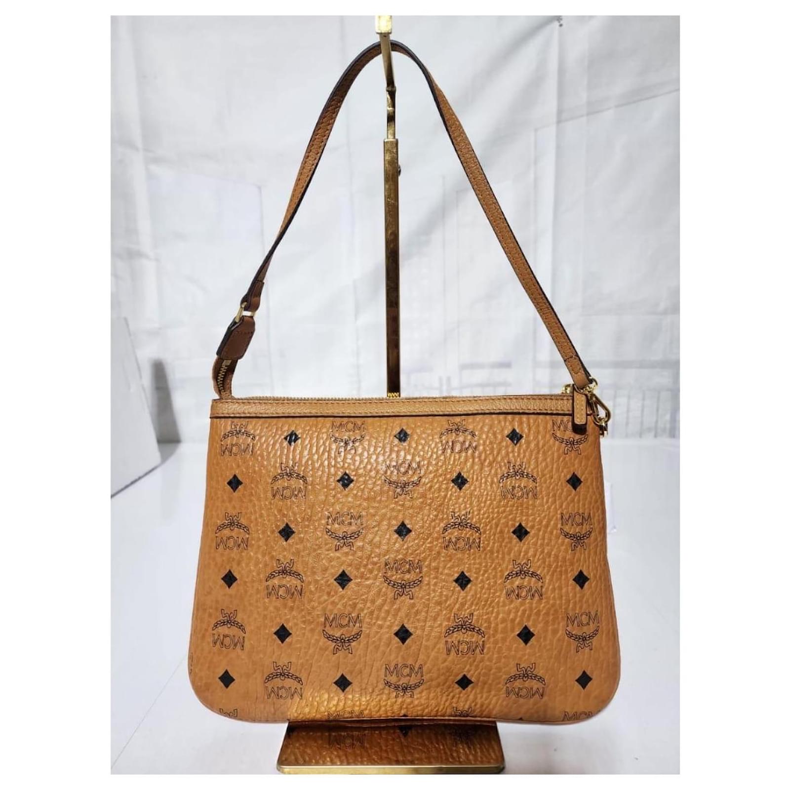 MCM Visetos Leather Pochette Cognac Brown ref.1628313 - Joli Closet
