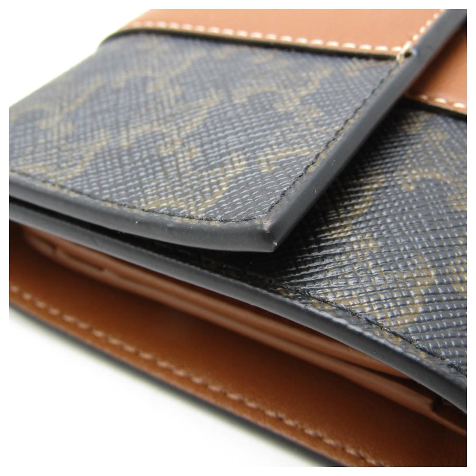 最終値引き　CELINE セリーヌ　Small Trifold Wallet Celine Small Trifold Wallet Light Yellow 20240401 | eBay