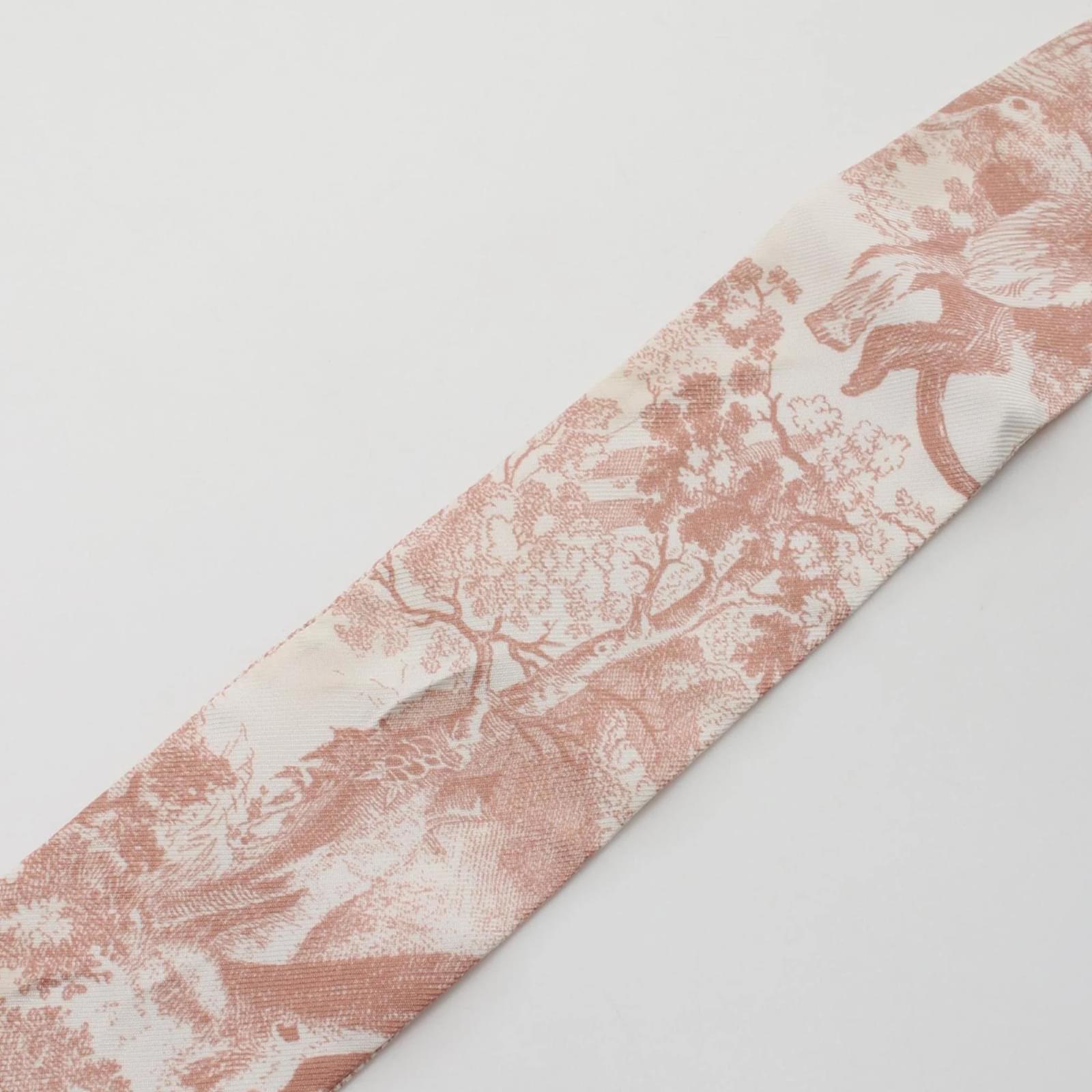 Christian Dior Silk Scarf in Pink and White ref.1634948