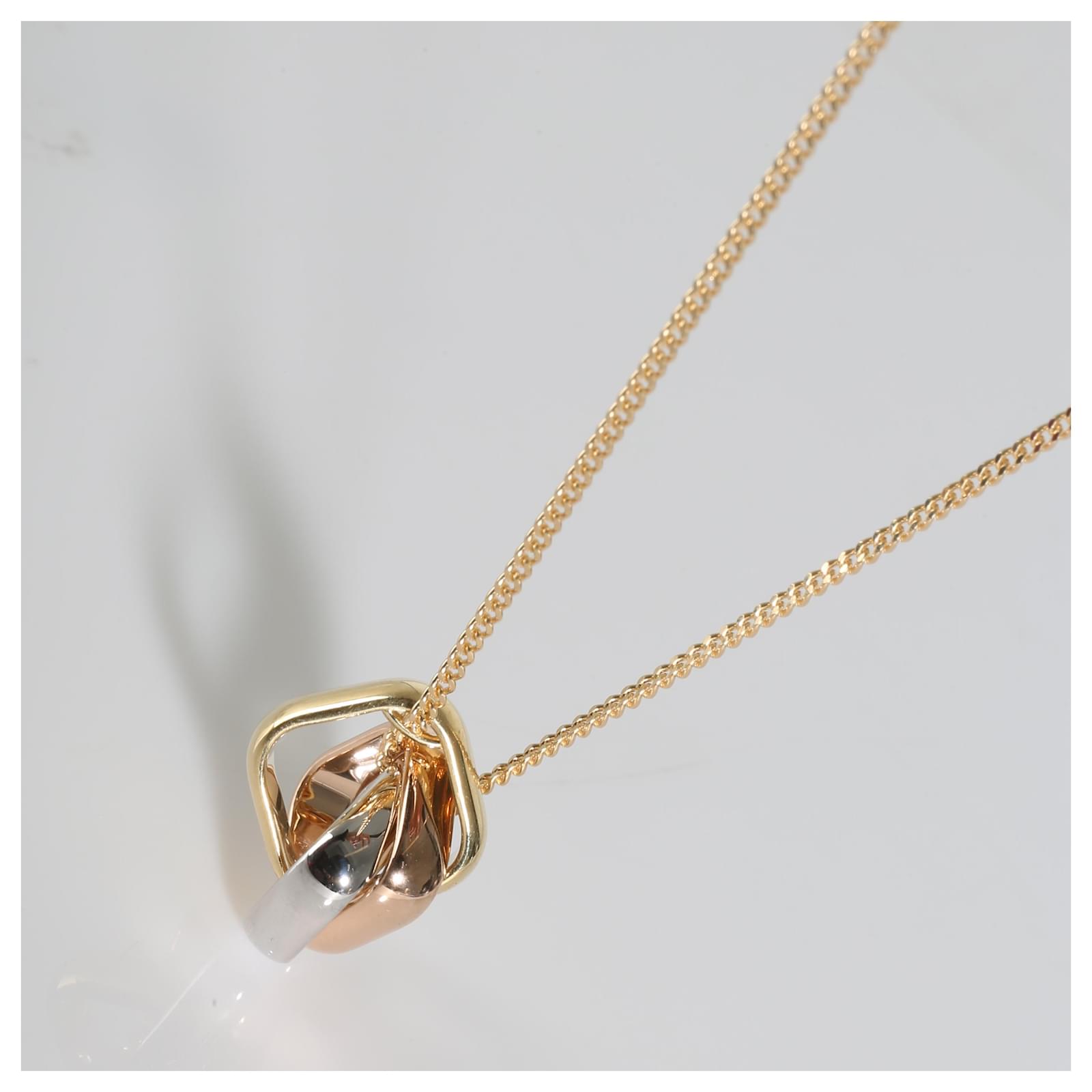 洗練ジュエリー【Cartier】Trinity pendant, cushion-shaped Trinity pendant, cushion-shaped