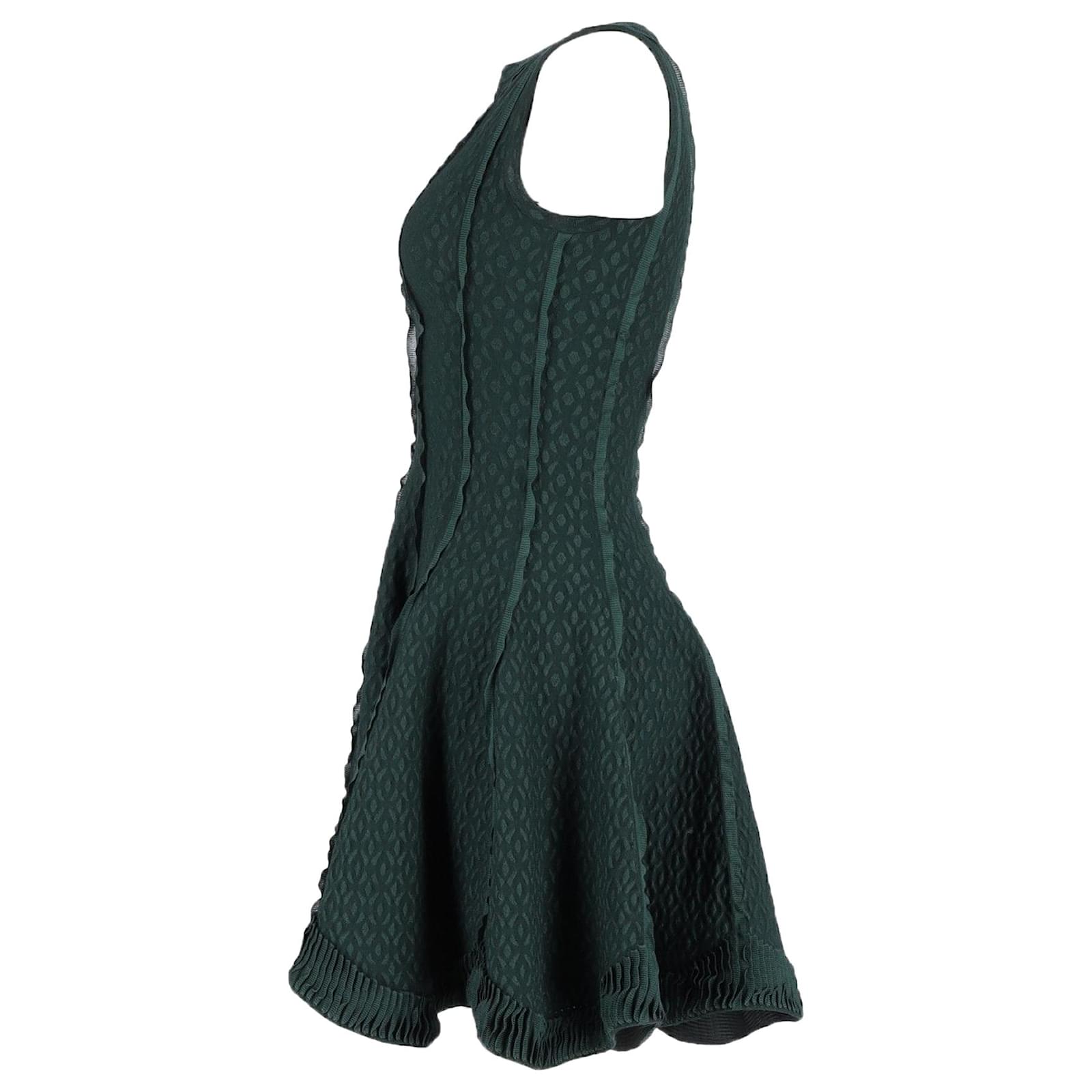 Alaa Alaia Bateau Neckline Sleeveless Dress in Green Polyester ref.1641741  - Joli Closet
