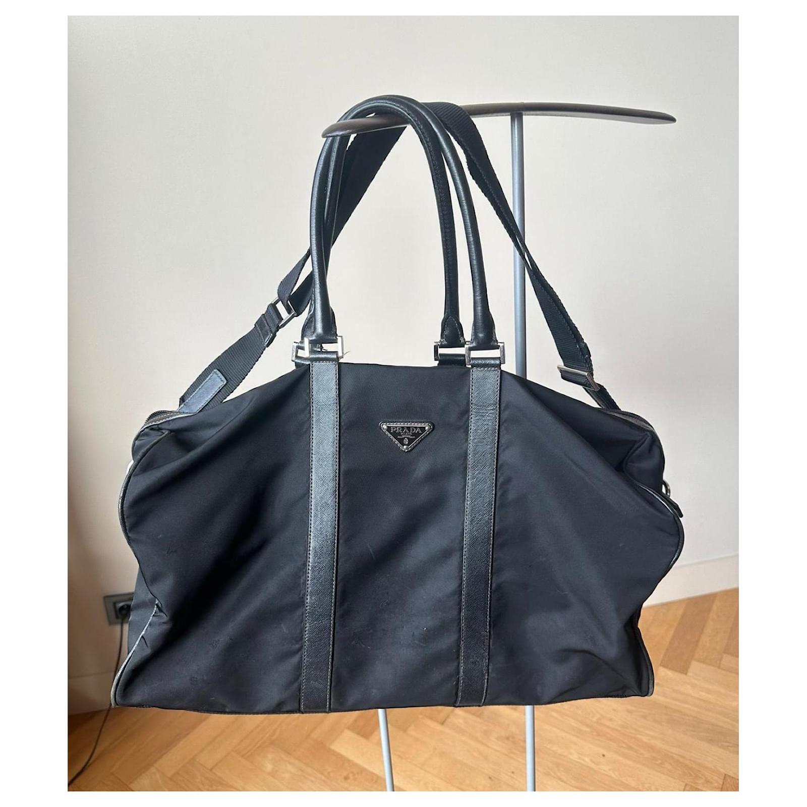 Prada Black travel or sports bag in Re-Nylon and Saffiano leather