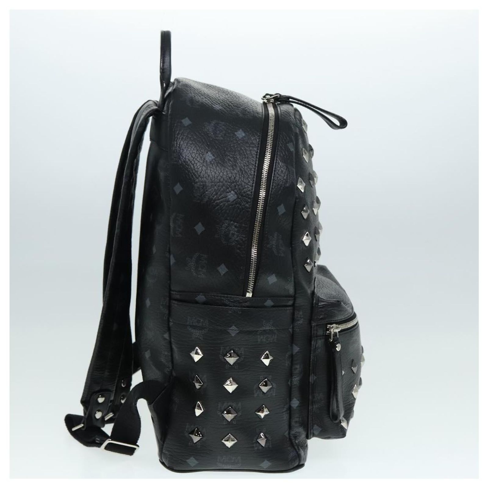 MCM Vicetos Logogram Backpack PVC Black Auth MCM Vicetos Logogram Studs Backpack PVC Black Auth ac3197  main image 3