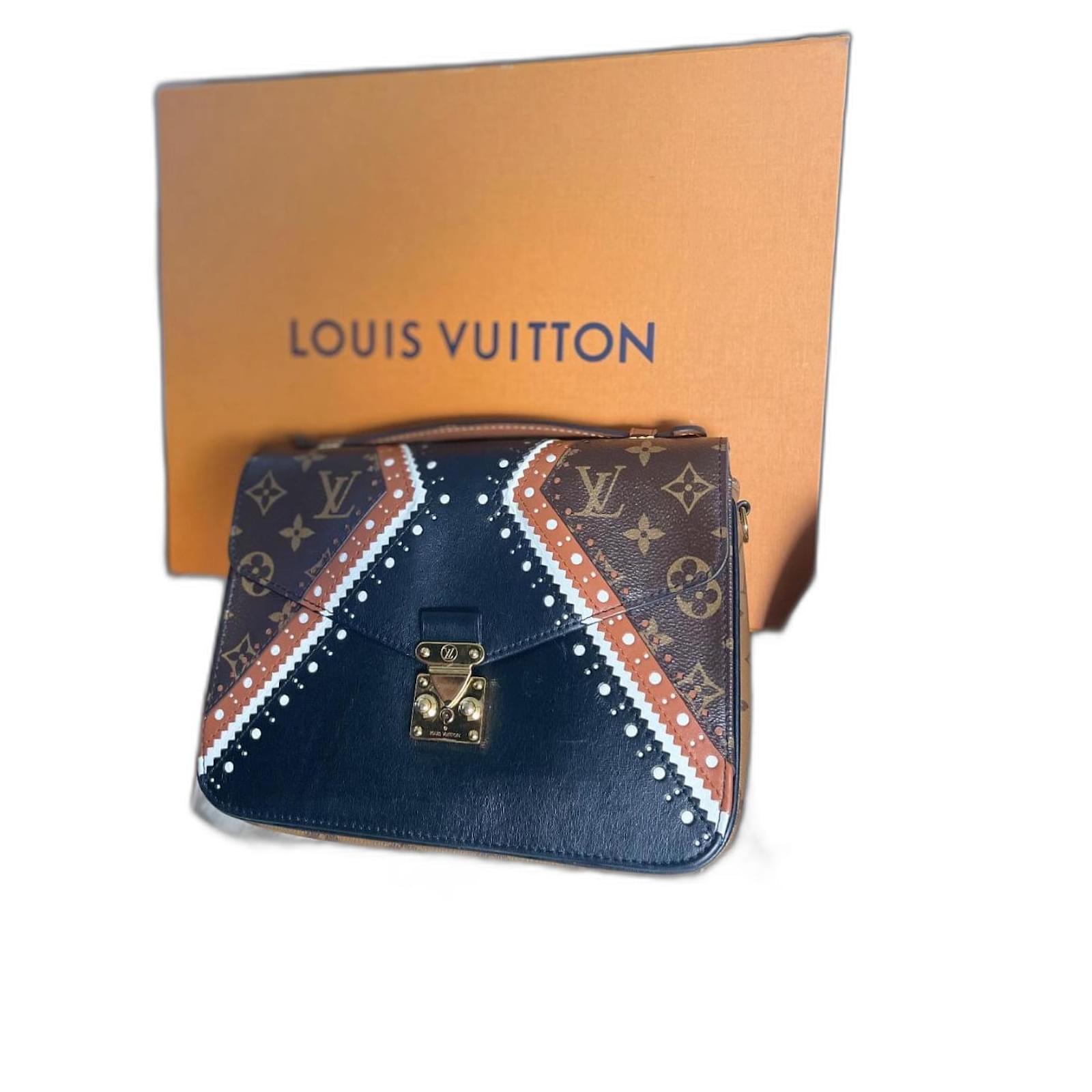 Louis Vuitton Pochette Metis Brogue Brown Lambskin