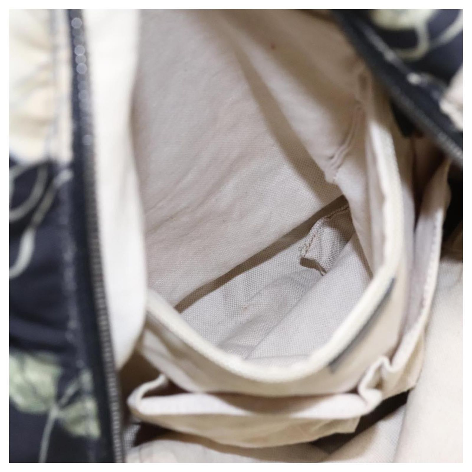 GUCCI flora Backpack Canvas Black Silver 353476 GUCCI Flora Backpack Canvas Black Silver 353476 Auth 90194  main image 2