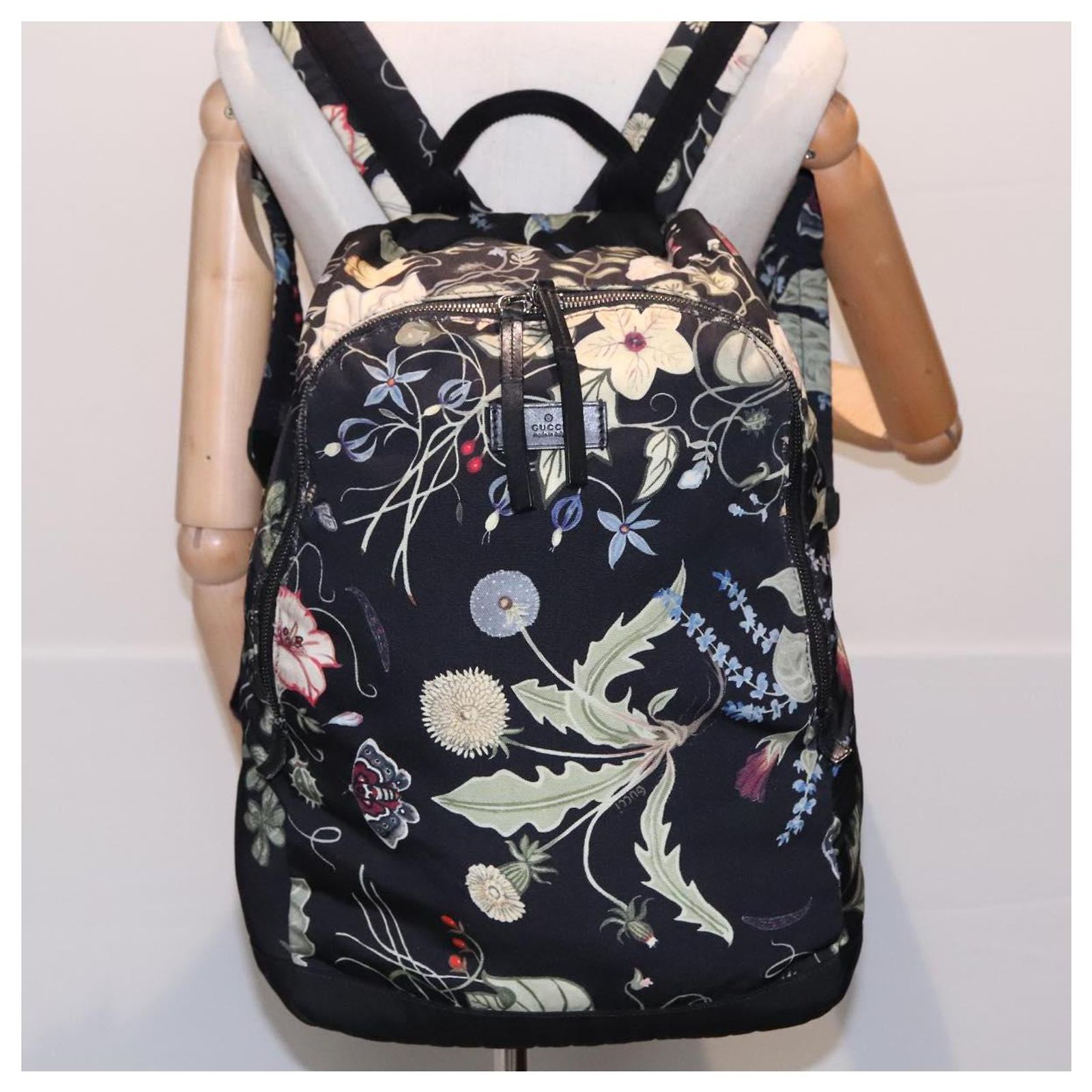 GUCCI flora Backpack Canvas Black Silver 353476 GUCCI Flora Backpack Canvas Black Silver 353476 Auth 90194  main image 2