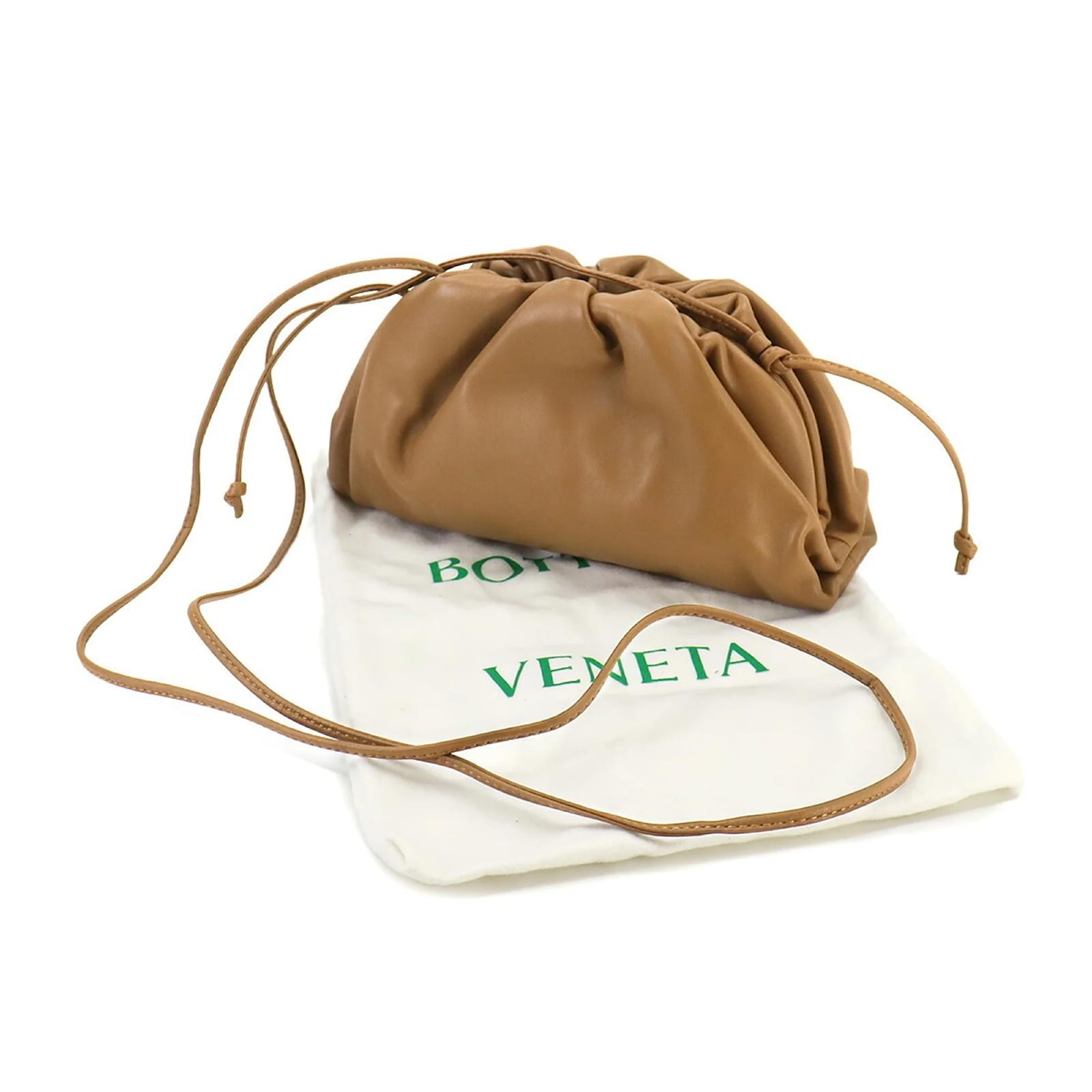 Bottega Veneta Brown Leather Pouch Shoulder Bag ref.1676152 - Joli