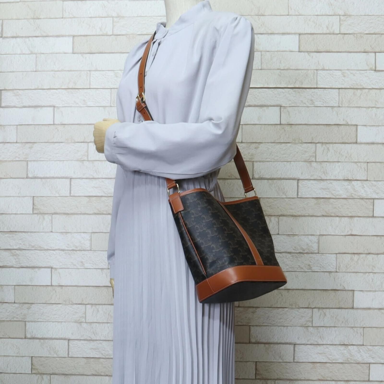 Céline Celine Small Bucket Triomphe Shoulder Bag Brown Plastic ref