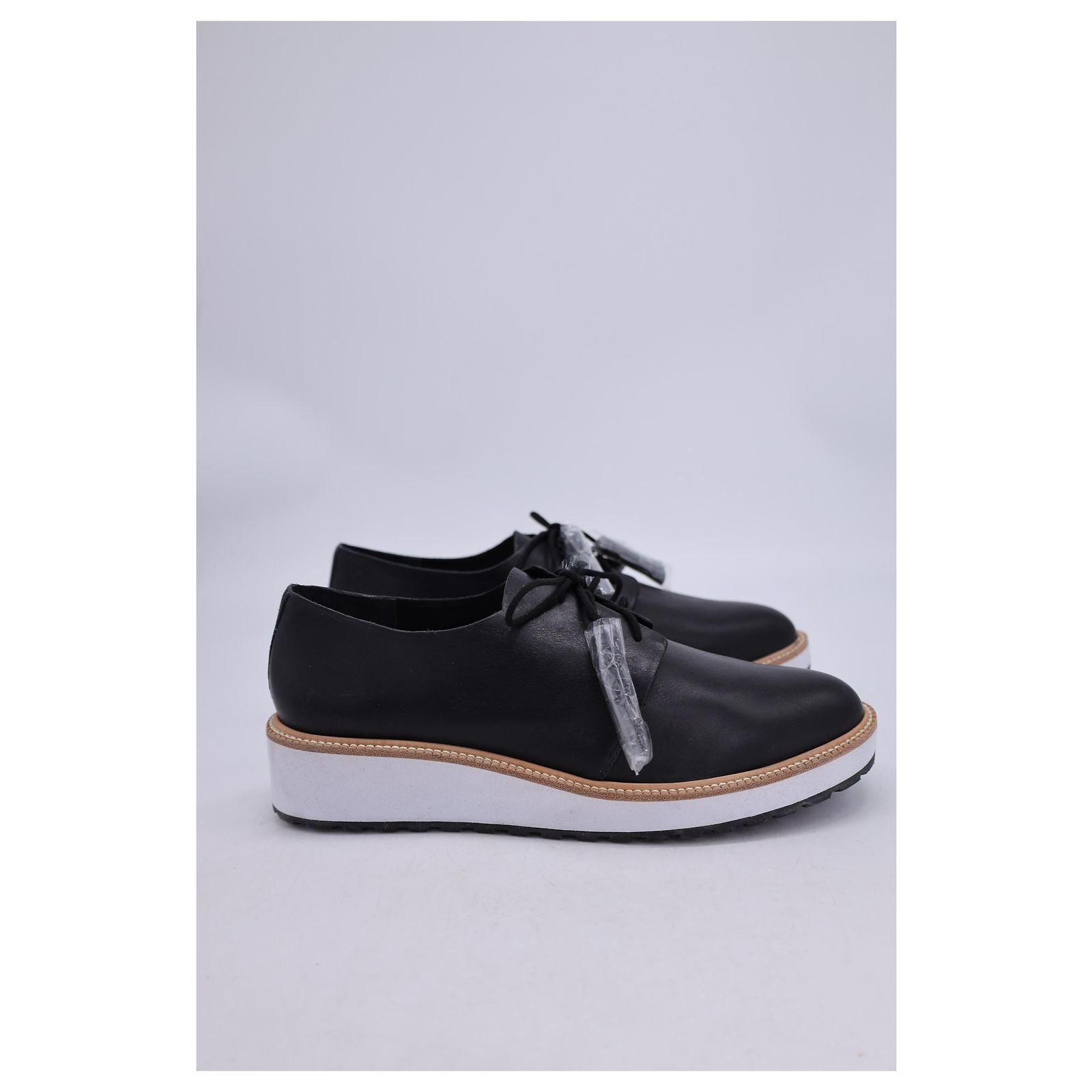 Loeffler Randall Callie Demi-Wedge Oxfords em couro preto 