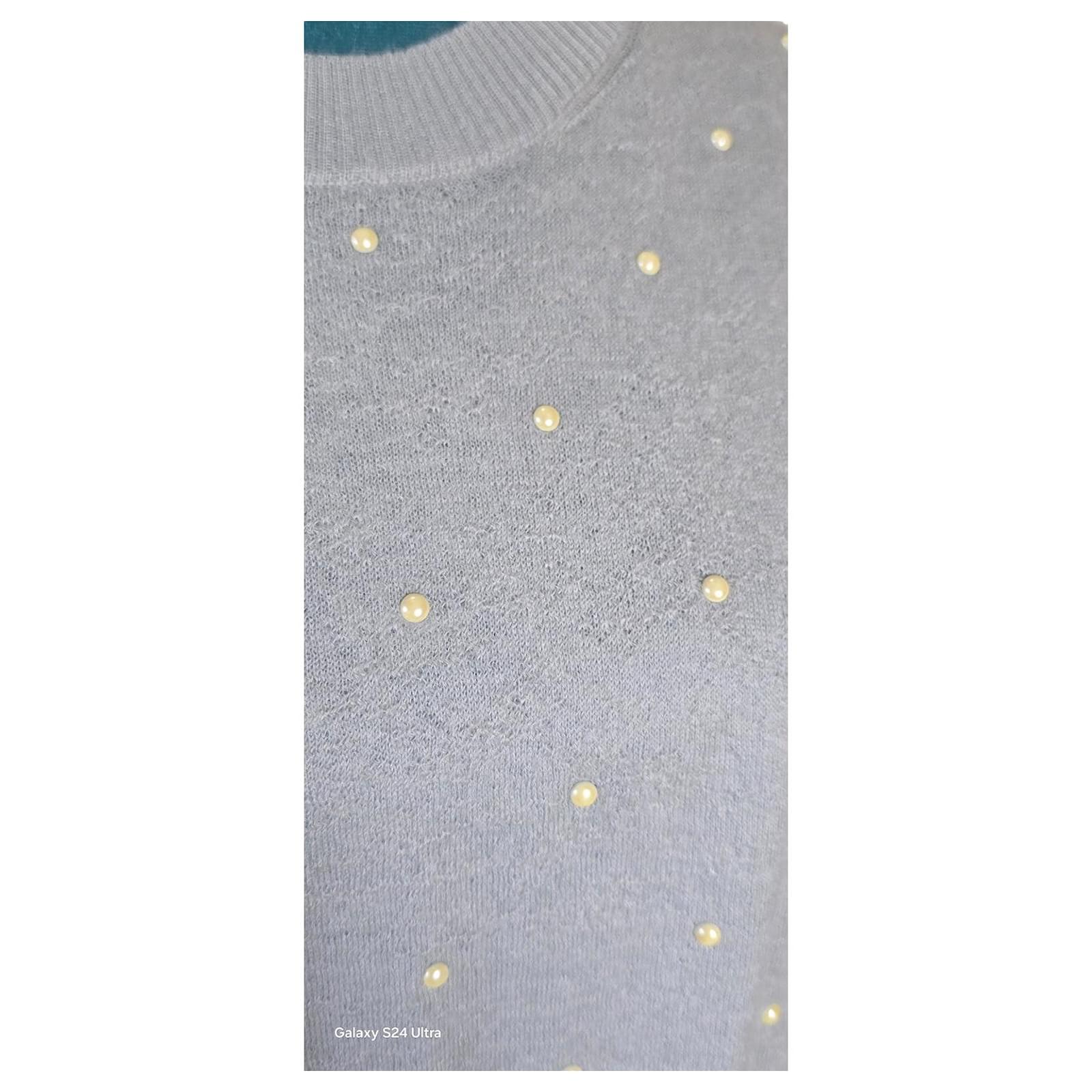 Chanel Cashmere CC Pearl Light Gray Short Sleeve Sweater Blouse FR