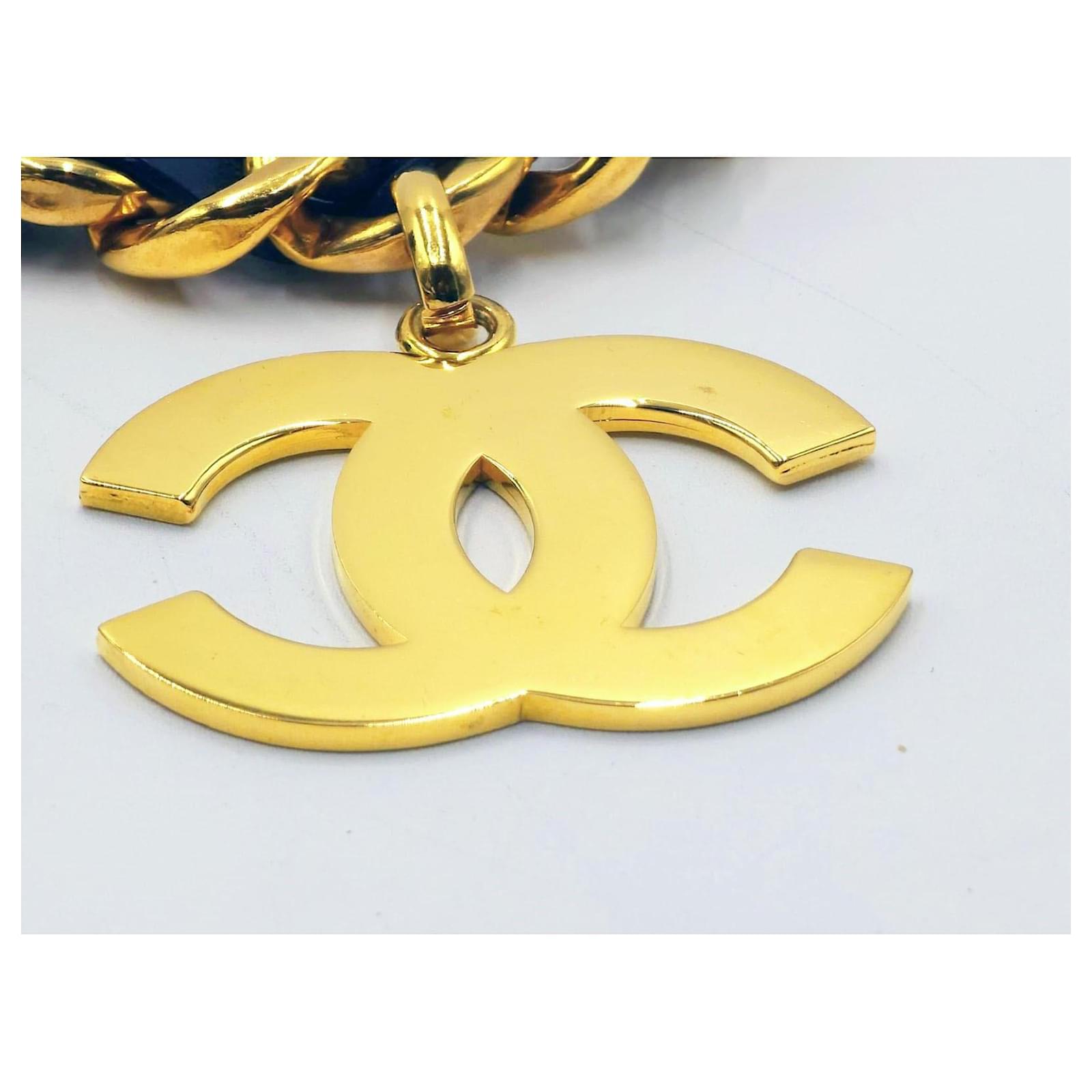Chanel Vintage 1991-92 Jumbo CC Double Draped Leather