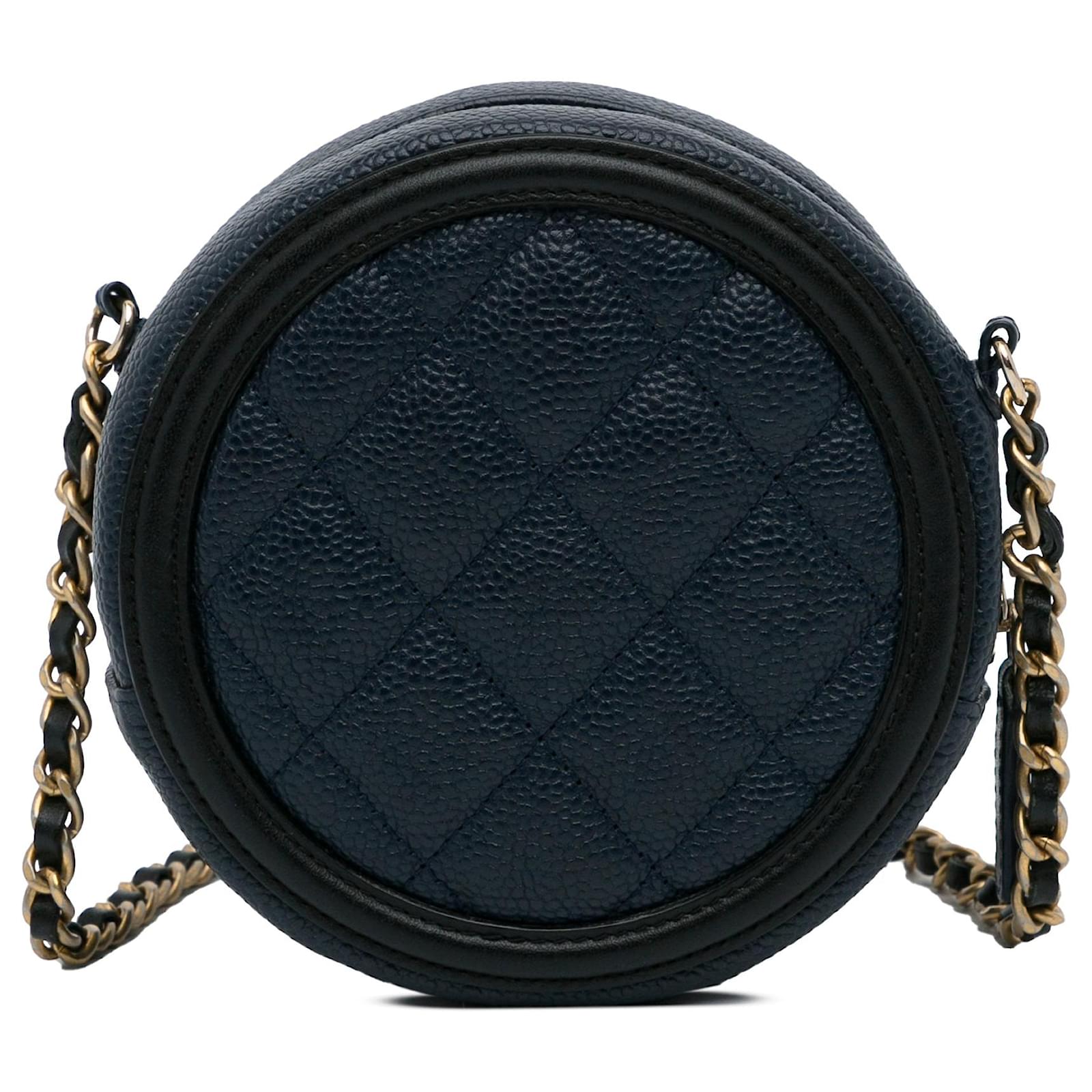 Runde Umhängetasche aus blauem Caviar von Chanel CC Filigree Leder