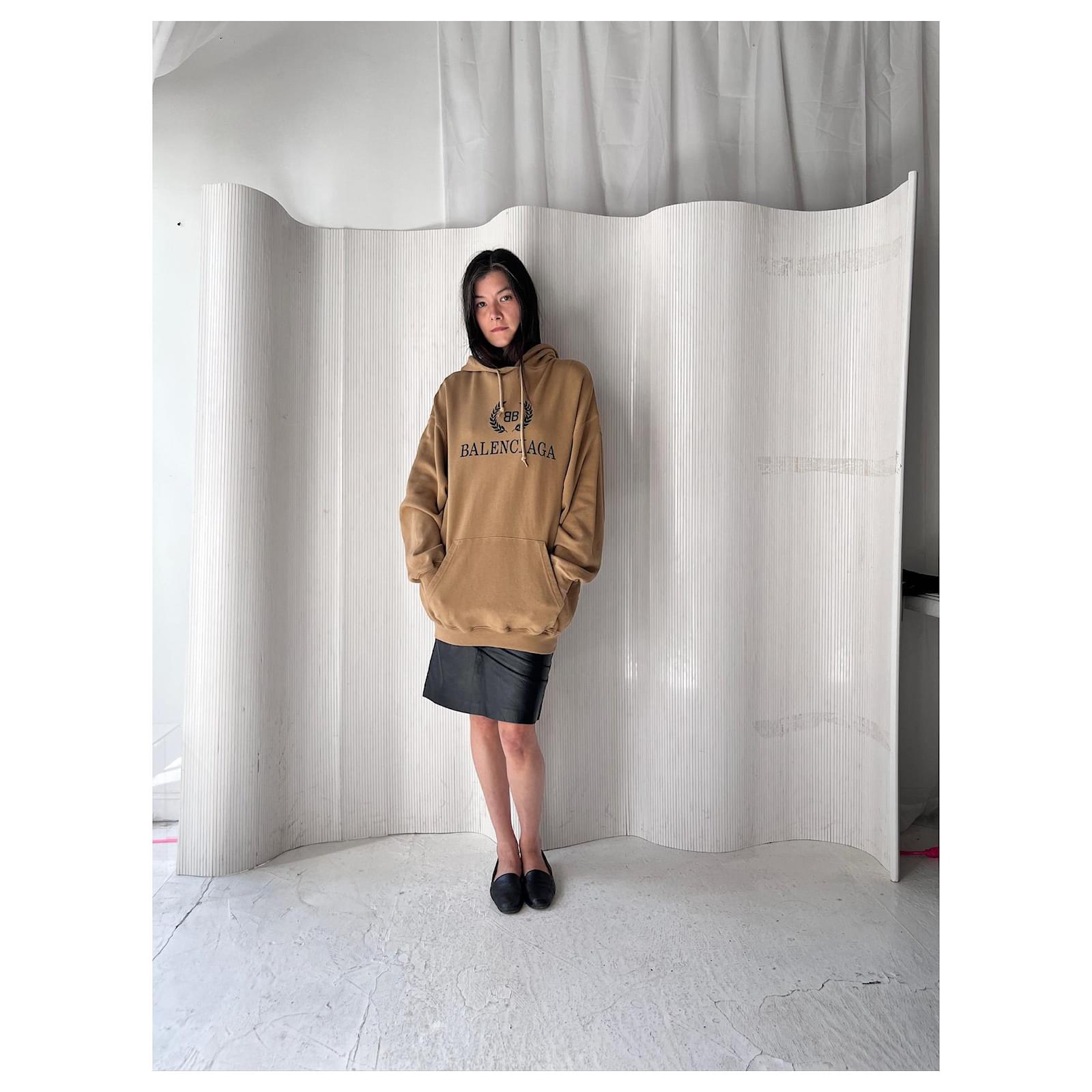 Balenciaga Crest Hoodie Beige Cotton ref.1719135 - Joli Closet