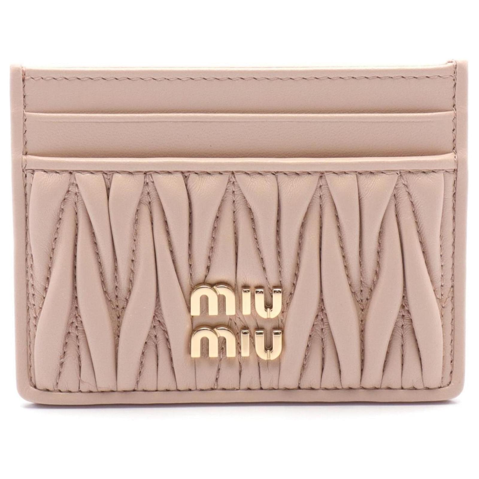 Miu Miu Pink Leather Card Case ref.1720535 - Joli Closet