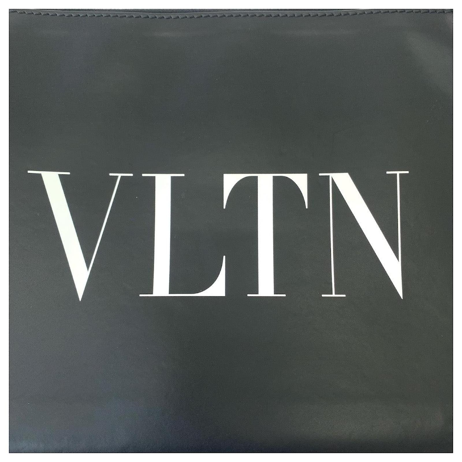 Pochette vltn hotsell