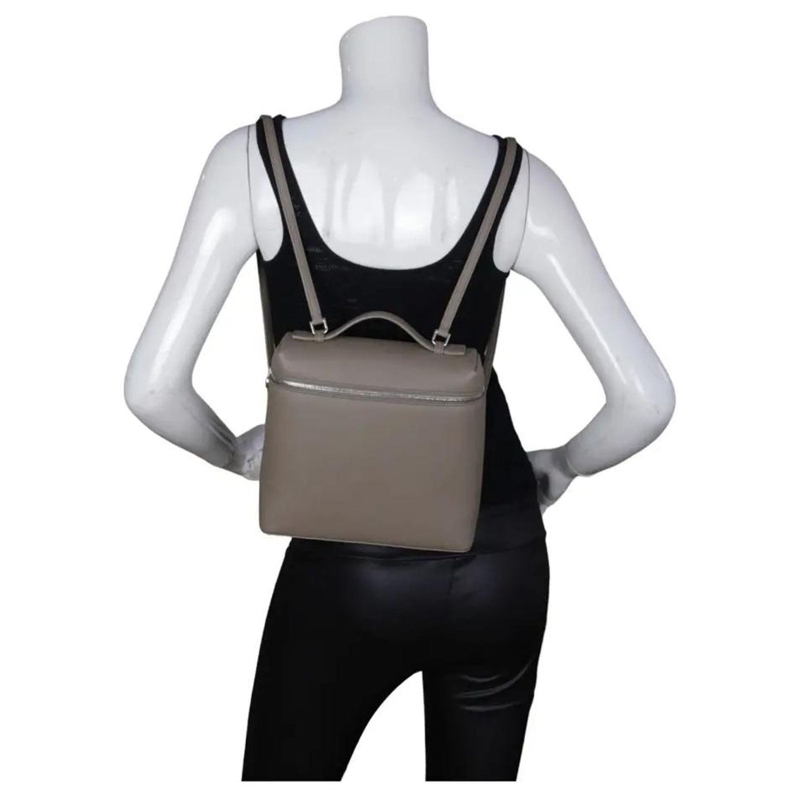 Loro Piana Extra Pocket Backpack L23.5 gray etoupe color 