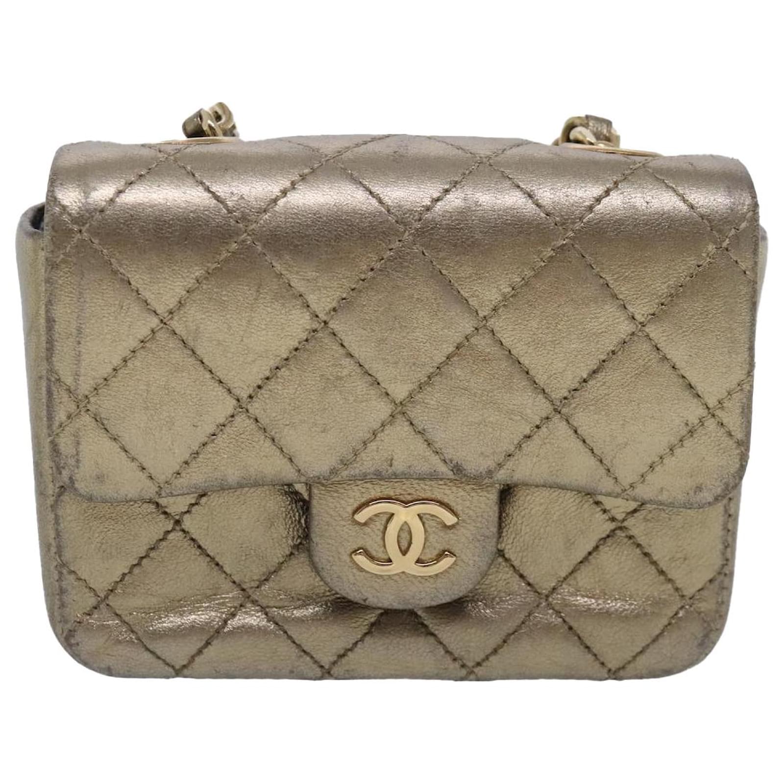 CHANEL Mini Mini Matelasse Chain Pouch Lamb Skin Gold CC Auth