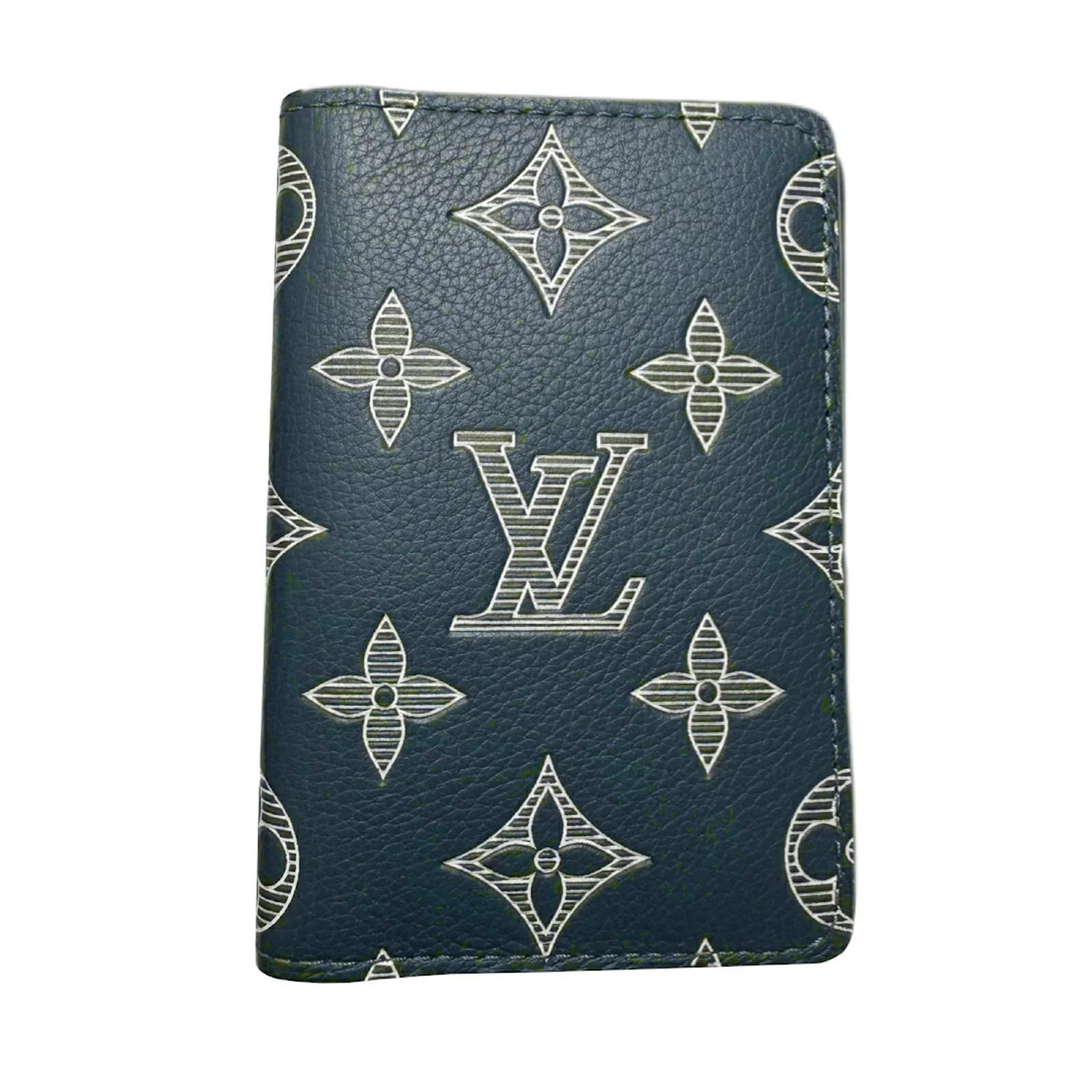 Organizer Louis Vuitton Monogram Shadow Card Case White Navy blue