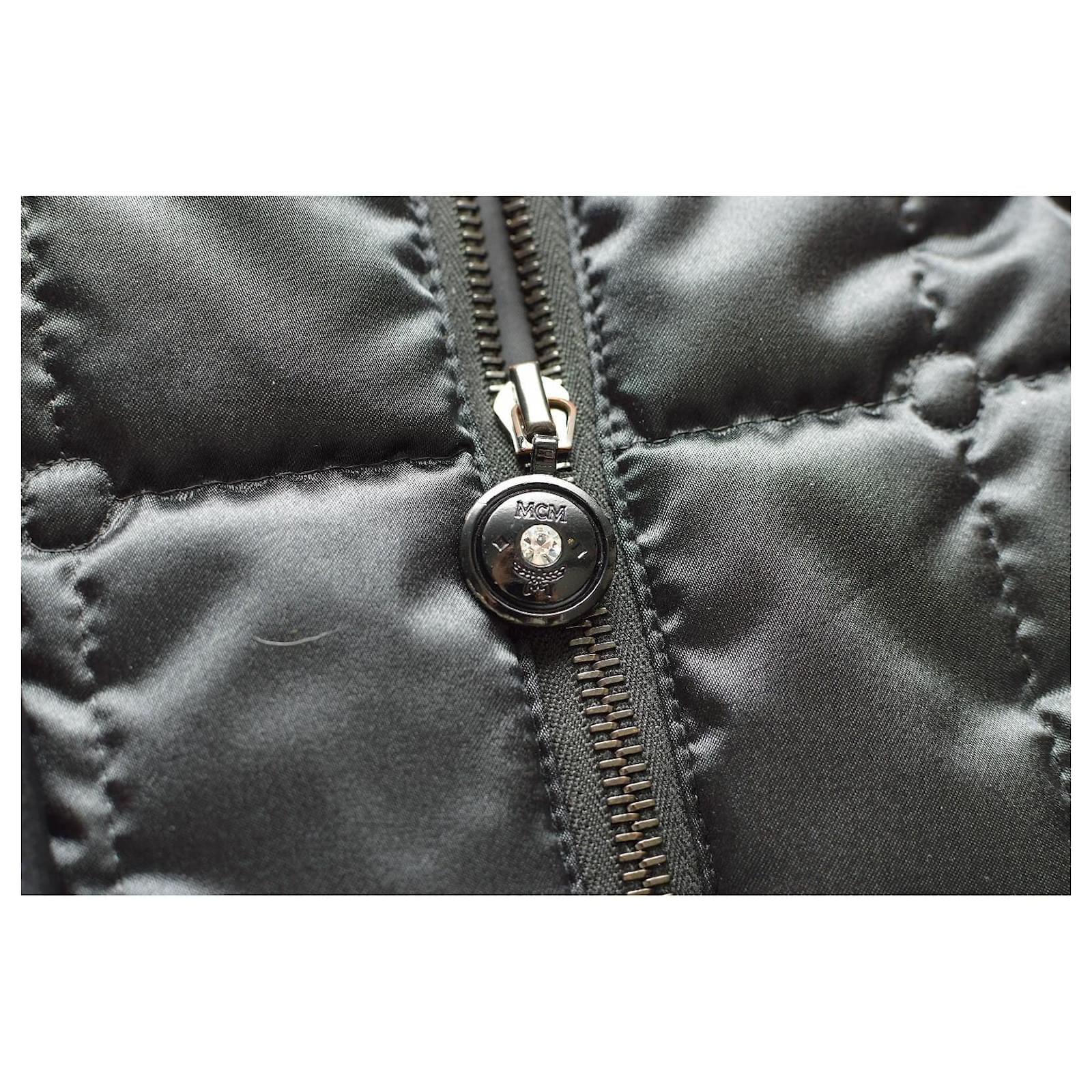 MCM Jacken Schwarz Polyester Joli Closet