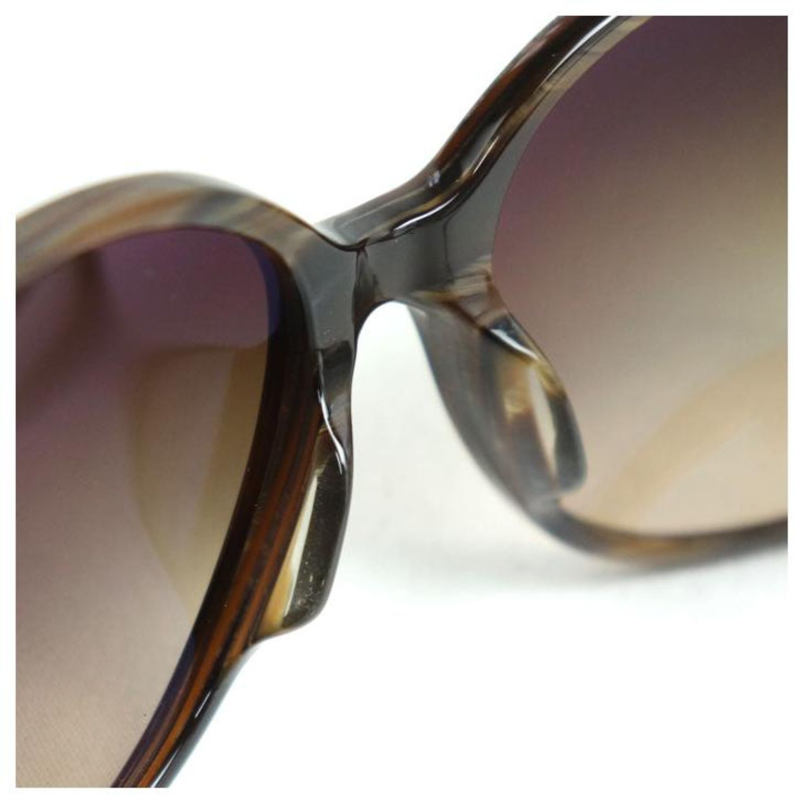 Chanel Sunglasses 5210-Q-A Brown Plastic ref.1786682 (Sold) - Joli