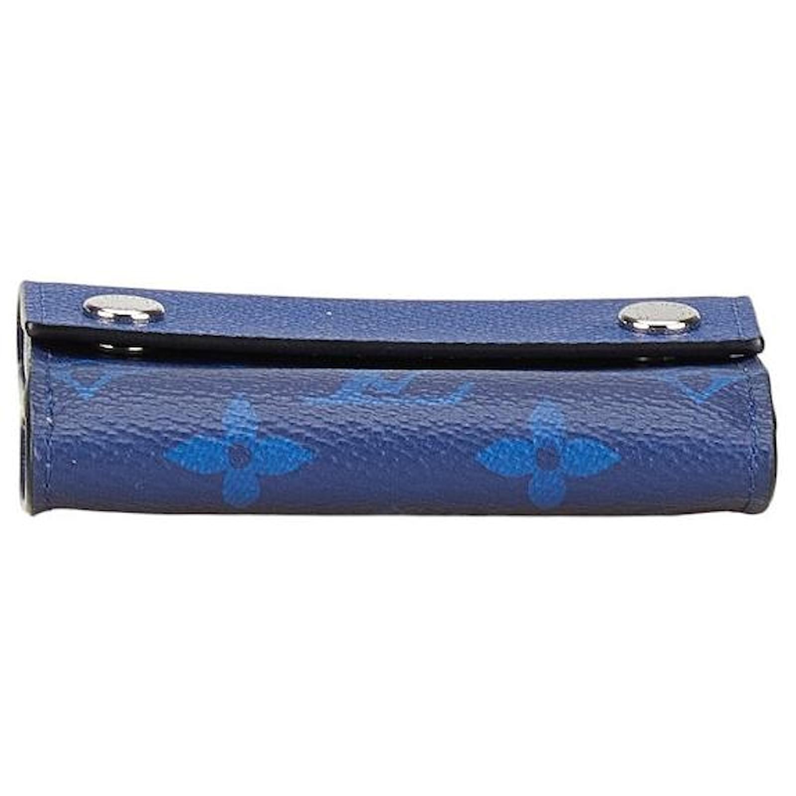 LOUIS VUITTON Mint Discovery Wallet blue Louis Vuitton Discovery