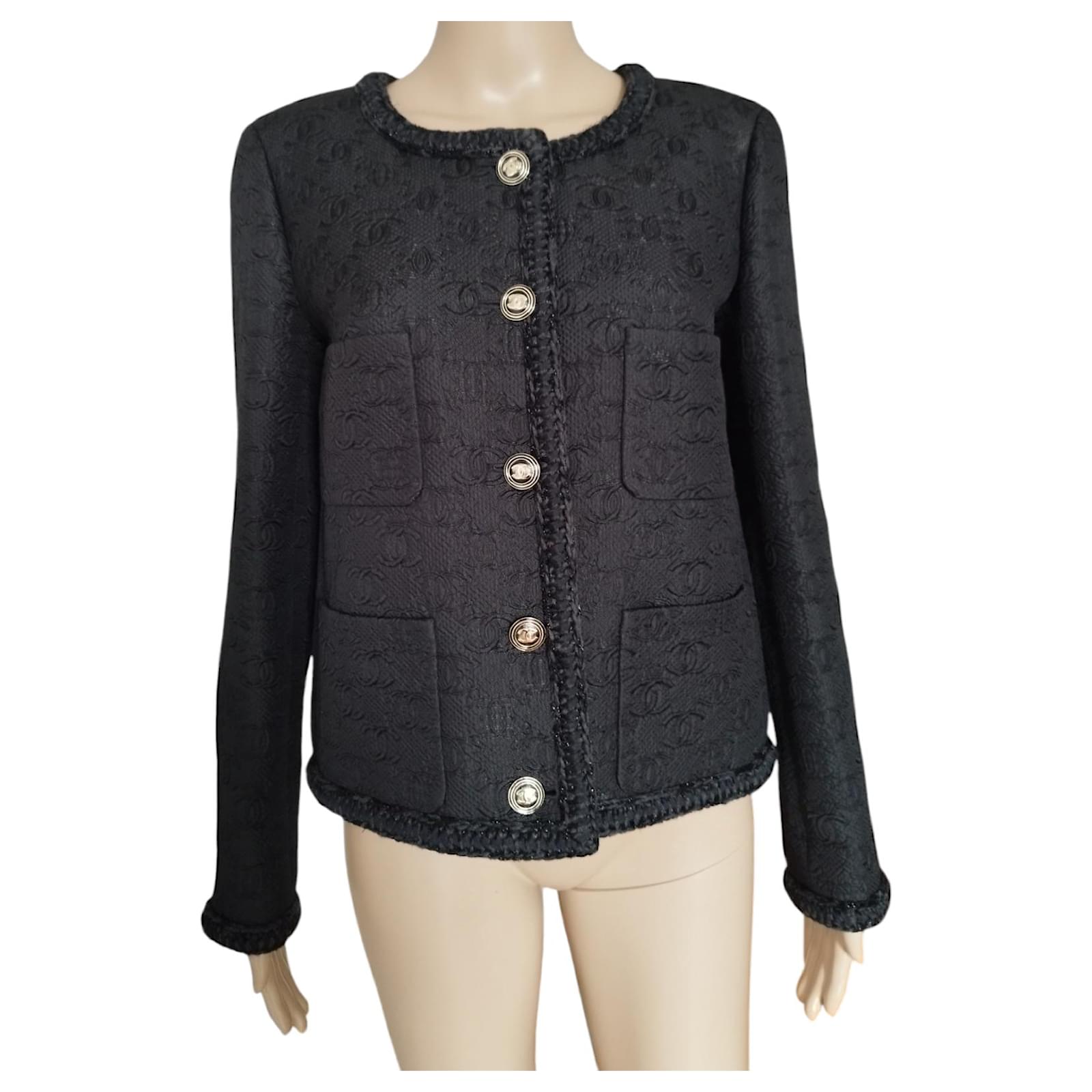 Black Chanel jacket with CC logos 21A Wool ref.1788288