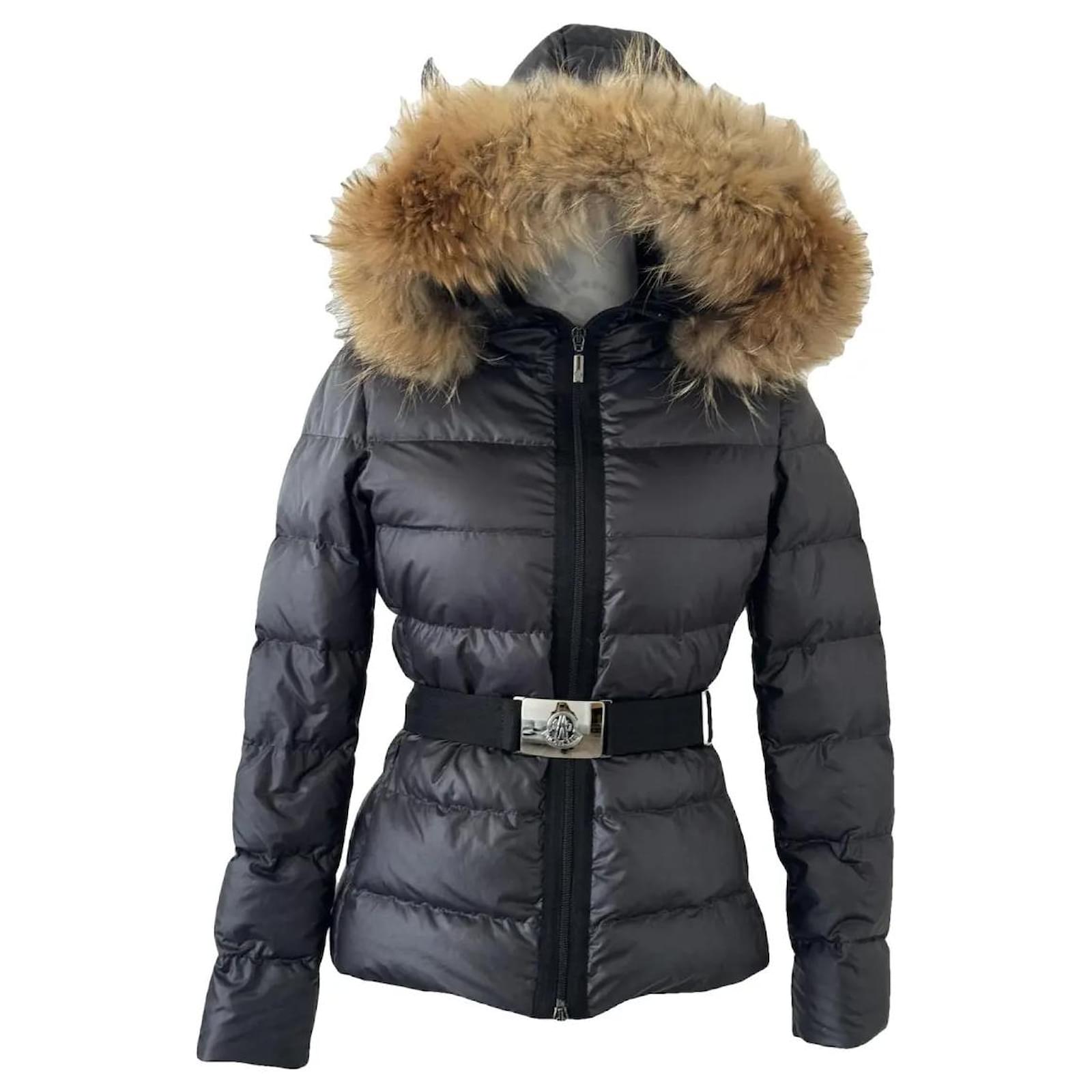 Moncler Angers Jacket Dark grey Polyester Fur ref.1791987 - Joli