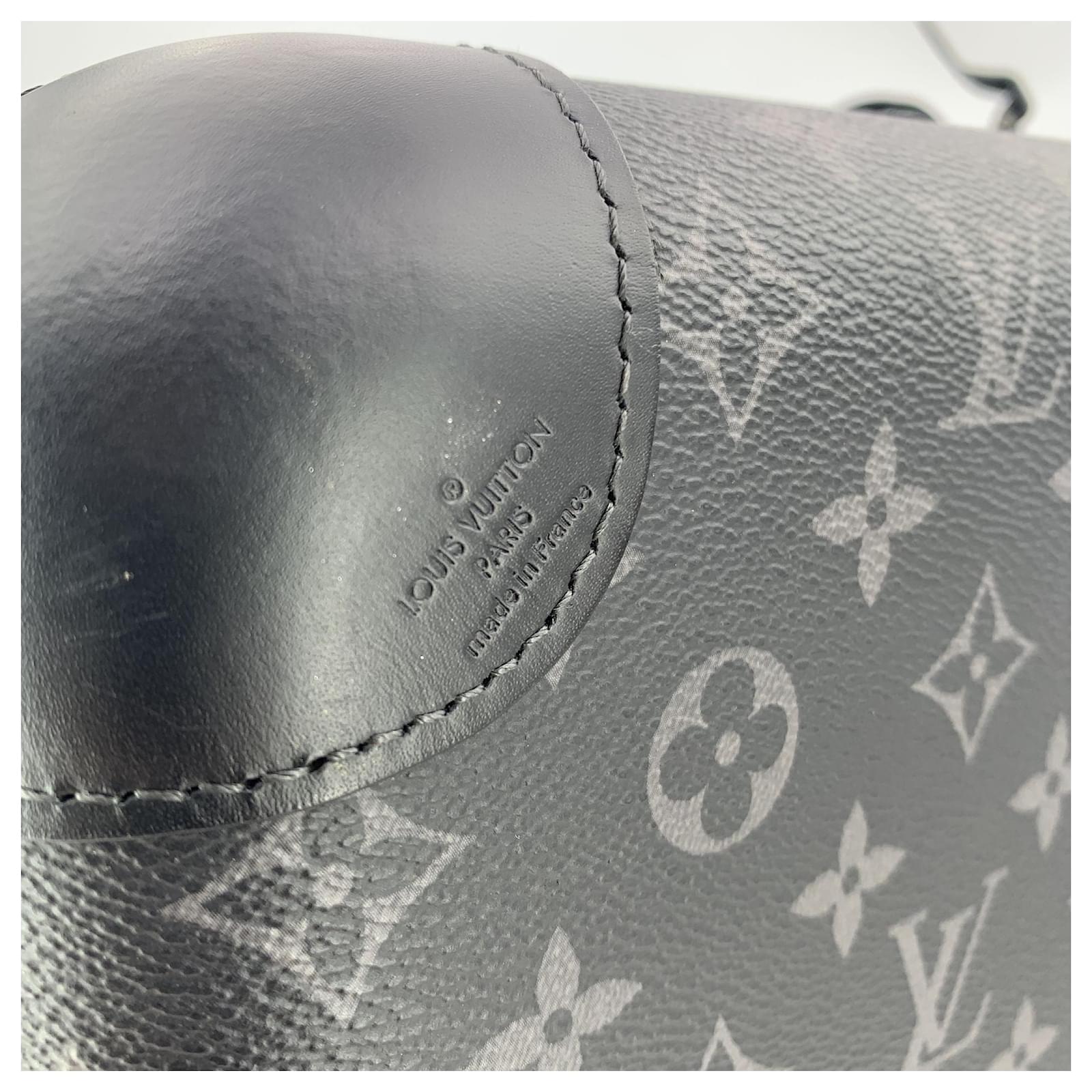 Louis Vuitton Monogram Eclipse Trolley Horizon 55 Suitcase M23002