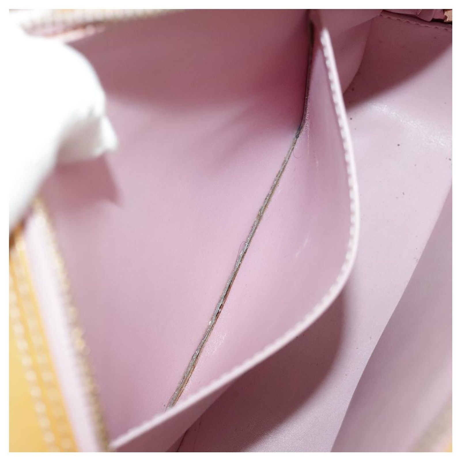LOUIS VUITTON Vernis Marley Backpack Marshmallow Pink M91039 LV Auth bs30903 LOUIS VUITTON Monogram Vernis Marley Backpack Marshmallow  main image 3