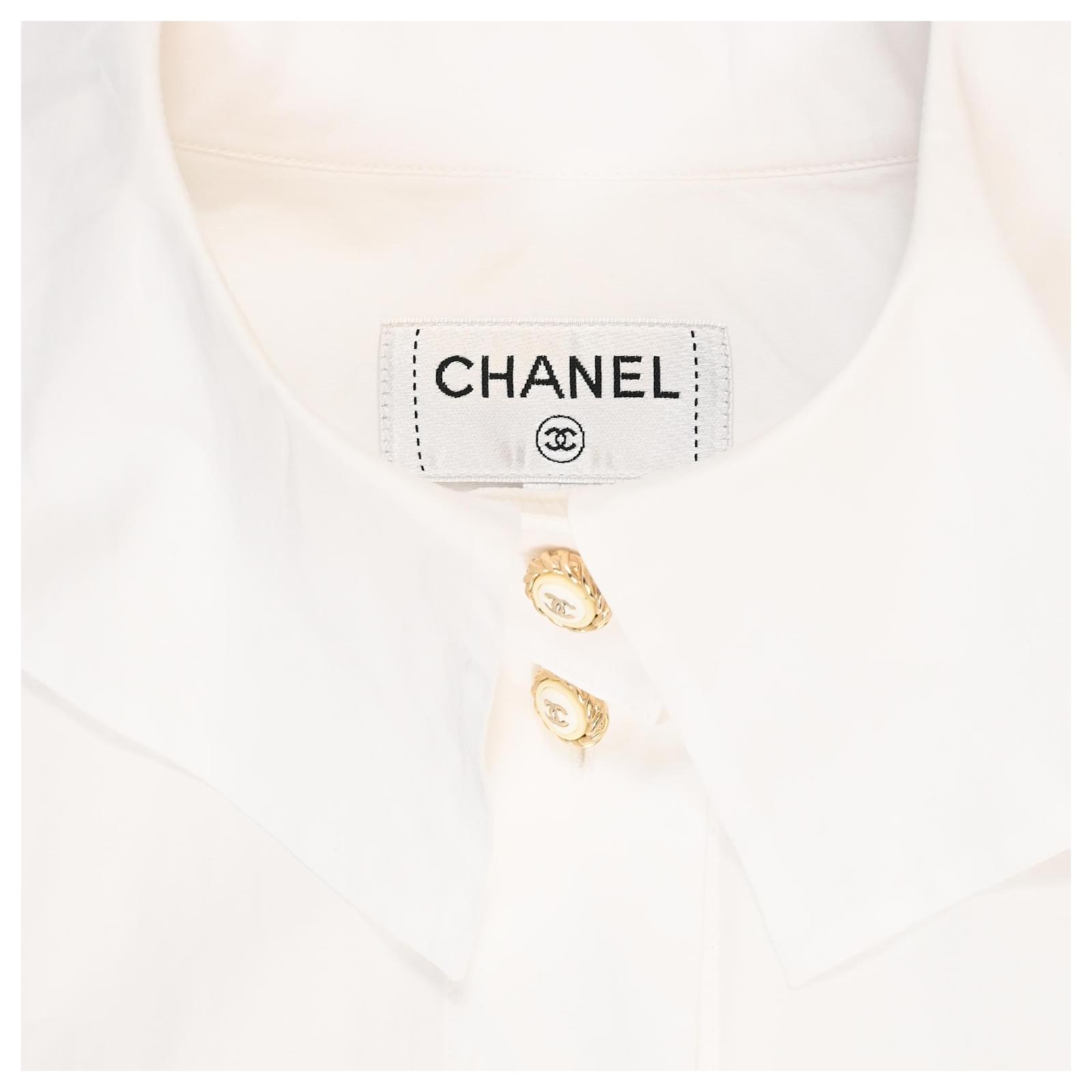 CHANEL ホワイト 長袖 ボタンダウンシャツ CHANEL ホワイト ボタンダウンシャツ 長袖