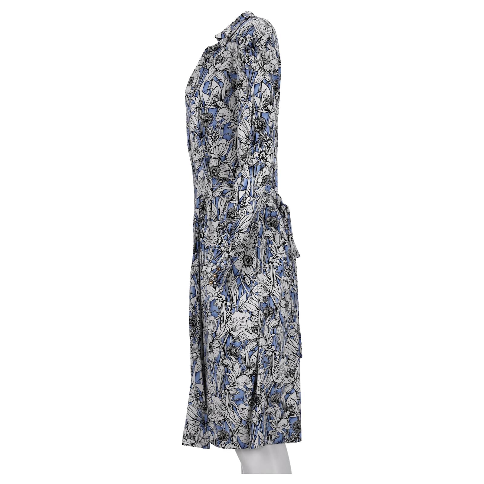 Gucci Floral Print Midi Wrap Dress in Multicolor Viscose Multiple colors  Cellulose fibre ref.1834678 - Joli Closet