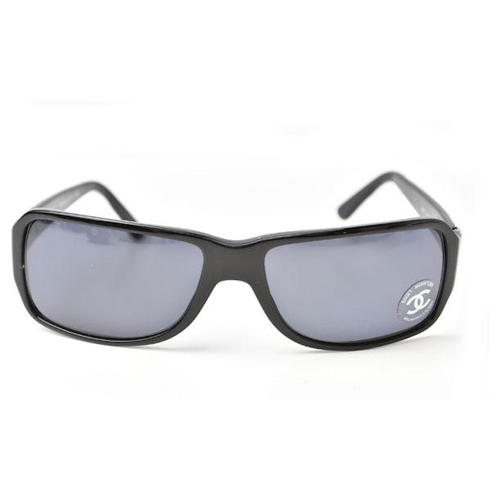 Chanel Sunglasses Coco Mark Black Plastic ref.1844302 - Joli Closet