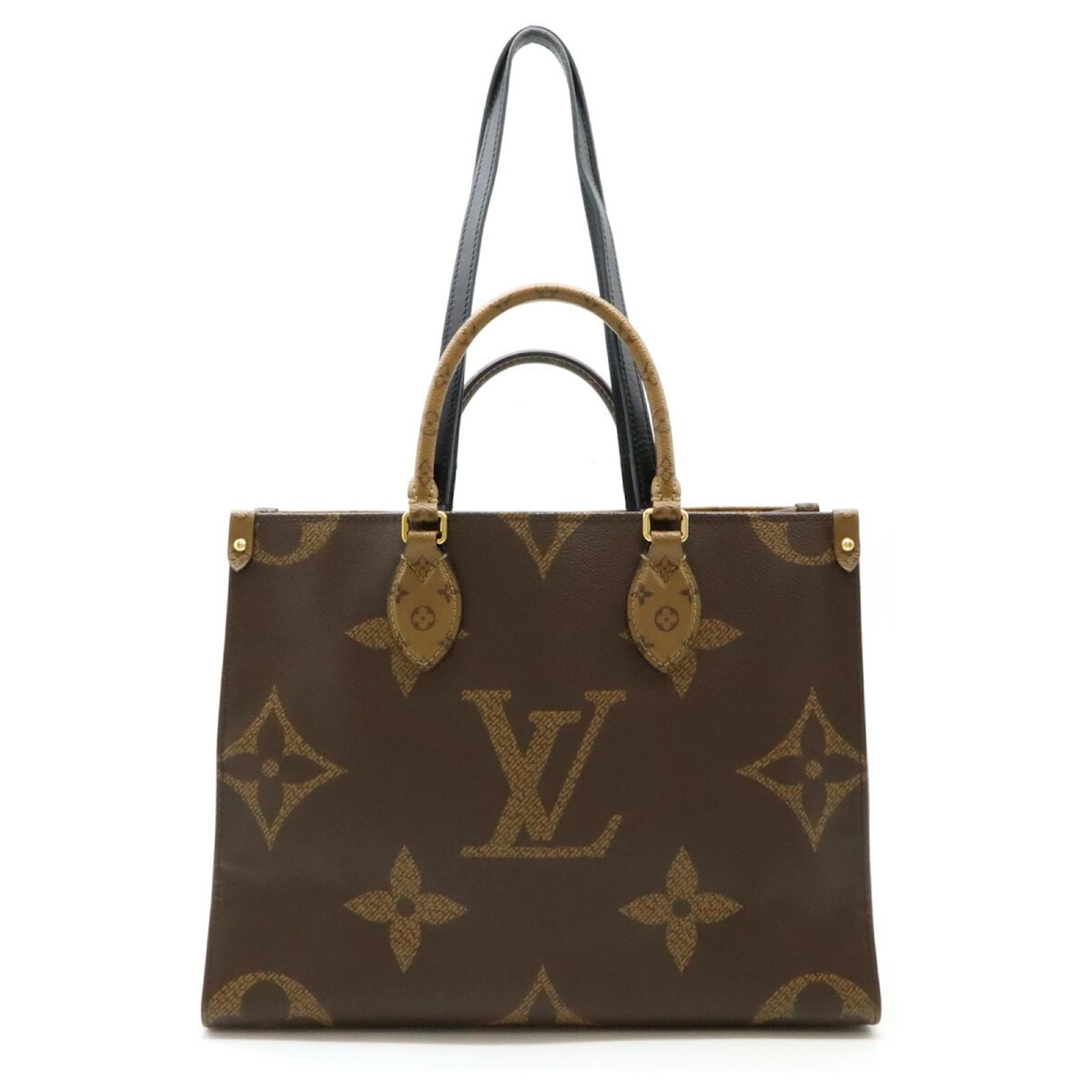 Louis Vuitton Monogram Giant On the Go MM Tote Bag Light brown