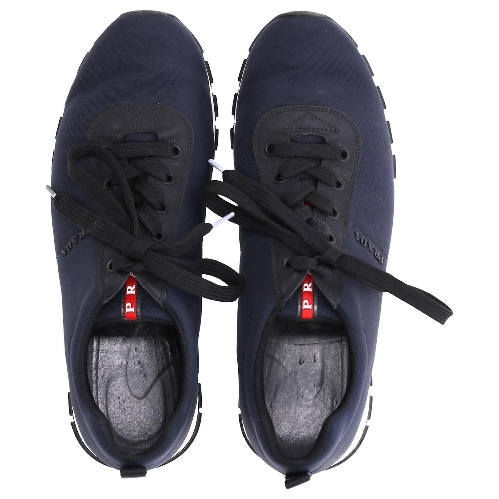 PRADA ネイビー スニーカー Prada Sport Low Top Lace Up Sneakers in Navy Blue Canvas and