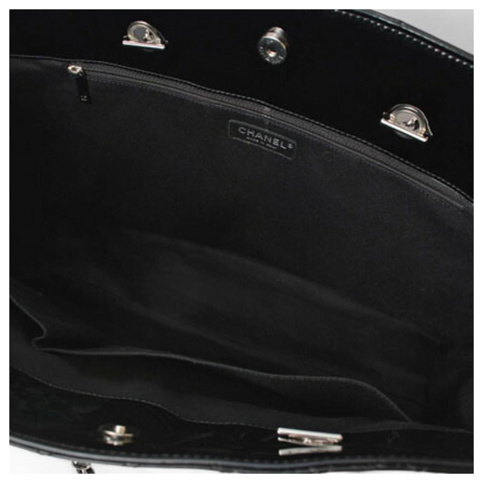 Chanel Black Patent Leather Tote Bag ref.1853577 - Joli Closet