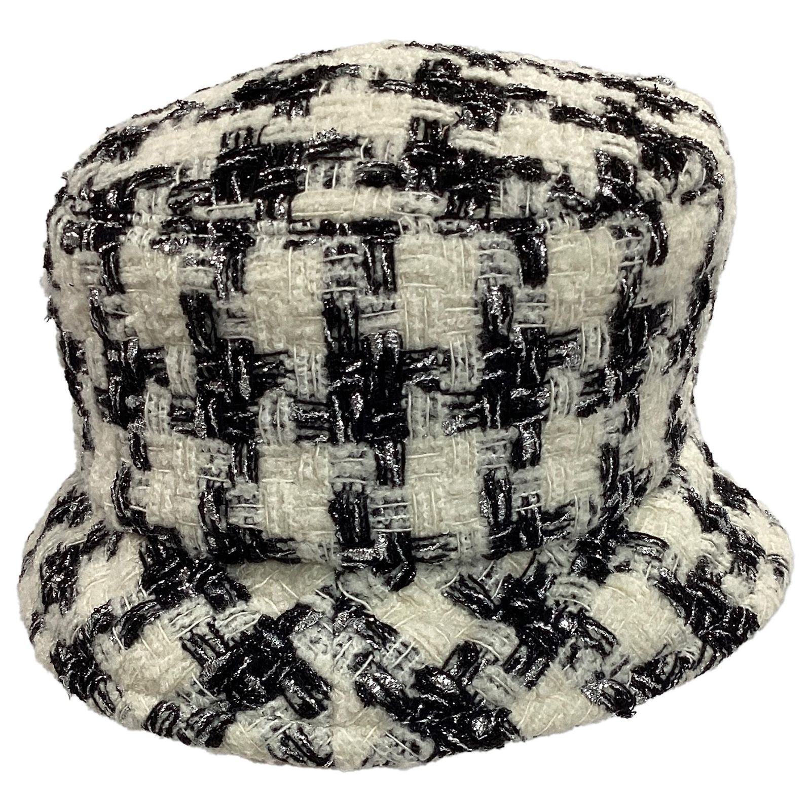 Chanel Black Gray and White Wool Tweed Plaid Patterned Bucket Hat - M Chanel Chanel Beige & Navy Blue Knit Beanie Hat 97% Cashmere  main image 2