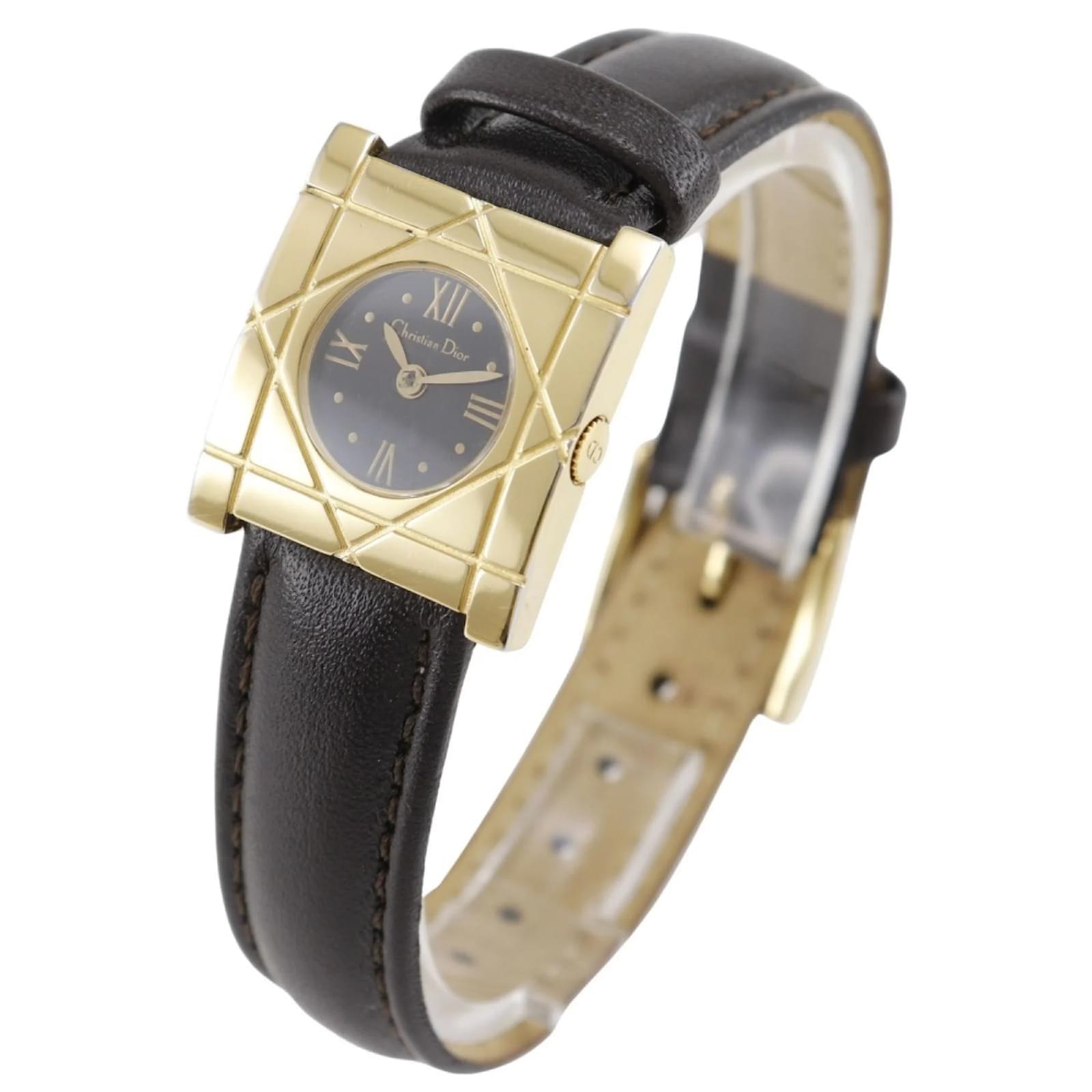 Christian Dior Dior Cannage Square Watch D82-150 Golden ref