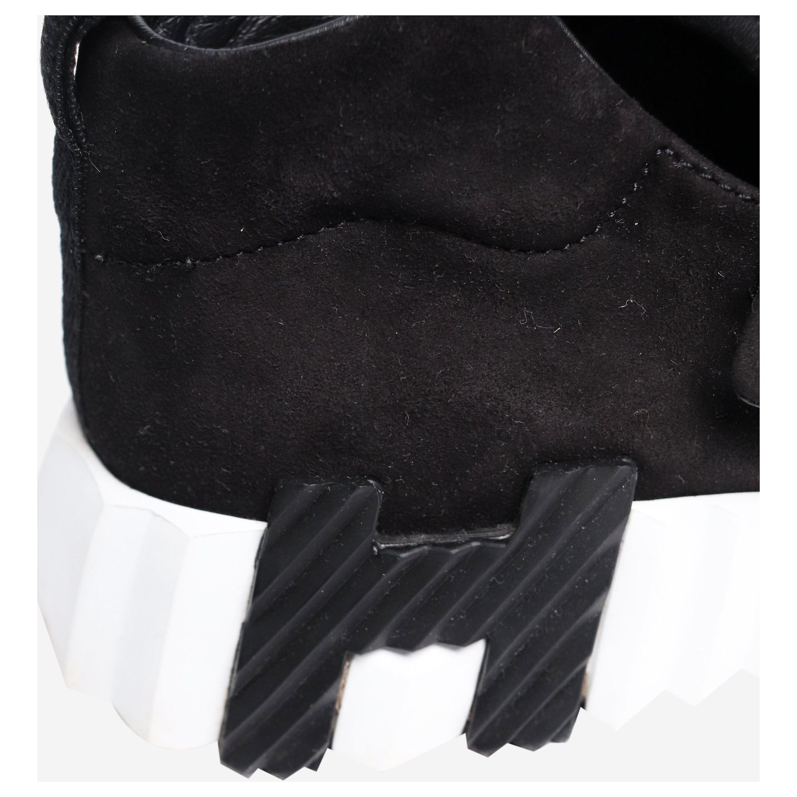 Baskets Rebondissantes HERMES En Daim Noir - Taille 36, Occasion En Excellent état, Fabriqué En France
