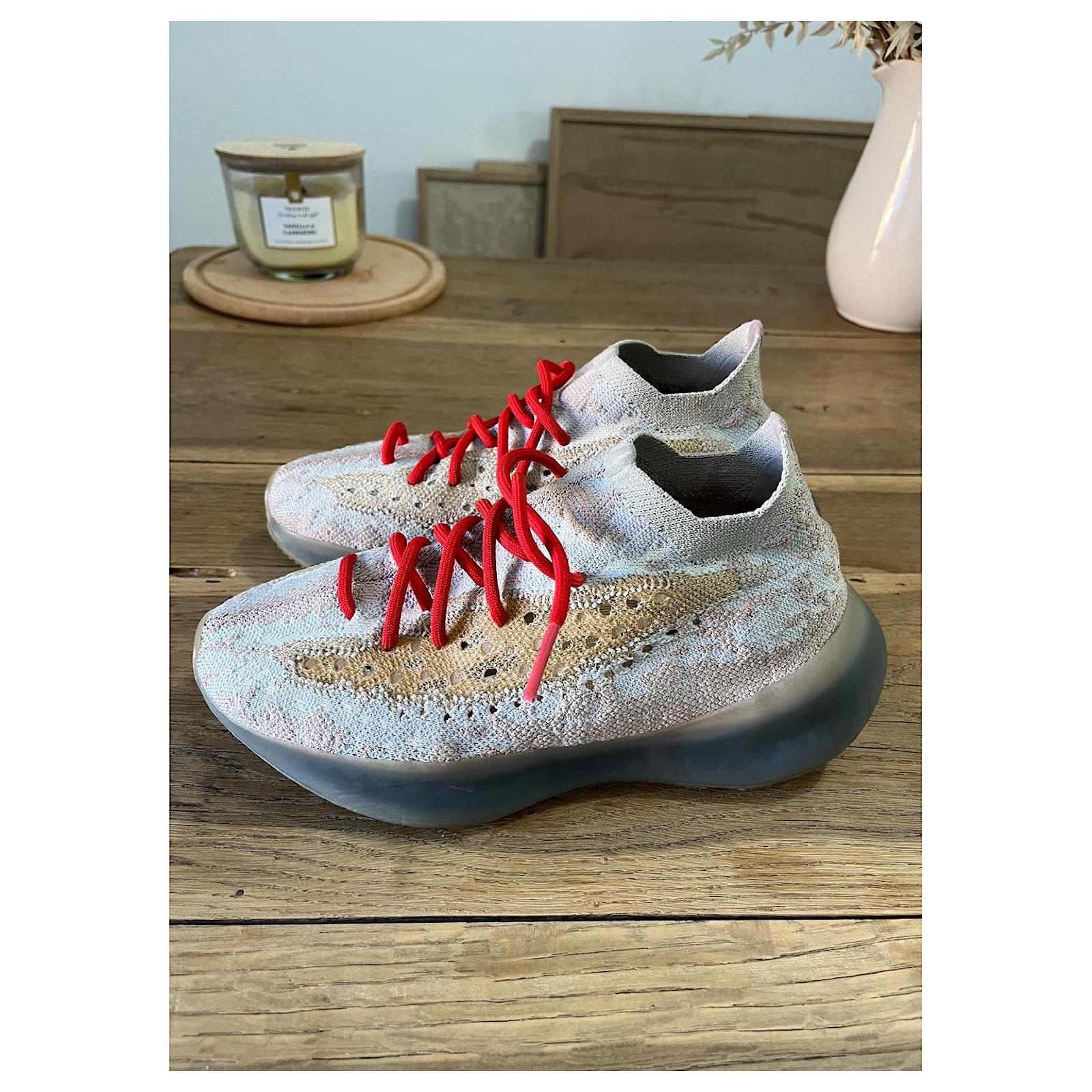 Adidas Yeezy Boost 380 Pepper Grey Cloth ref.1900446 - Joli Closet