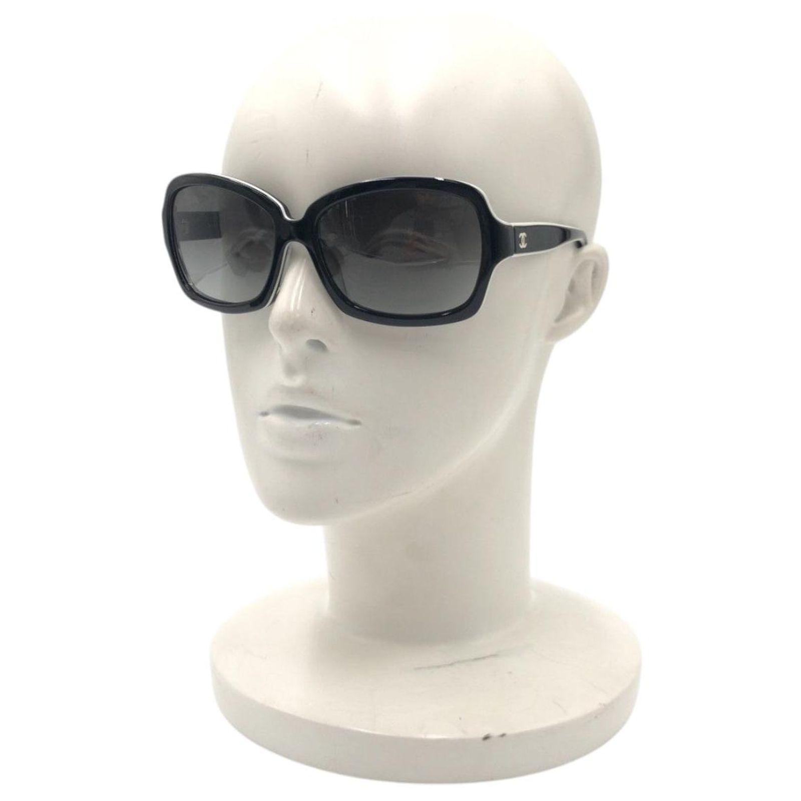 Chanel Black Plastic Sunglasses 5143-A ref.JC1939606 (Sold) - Joli