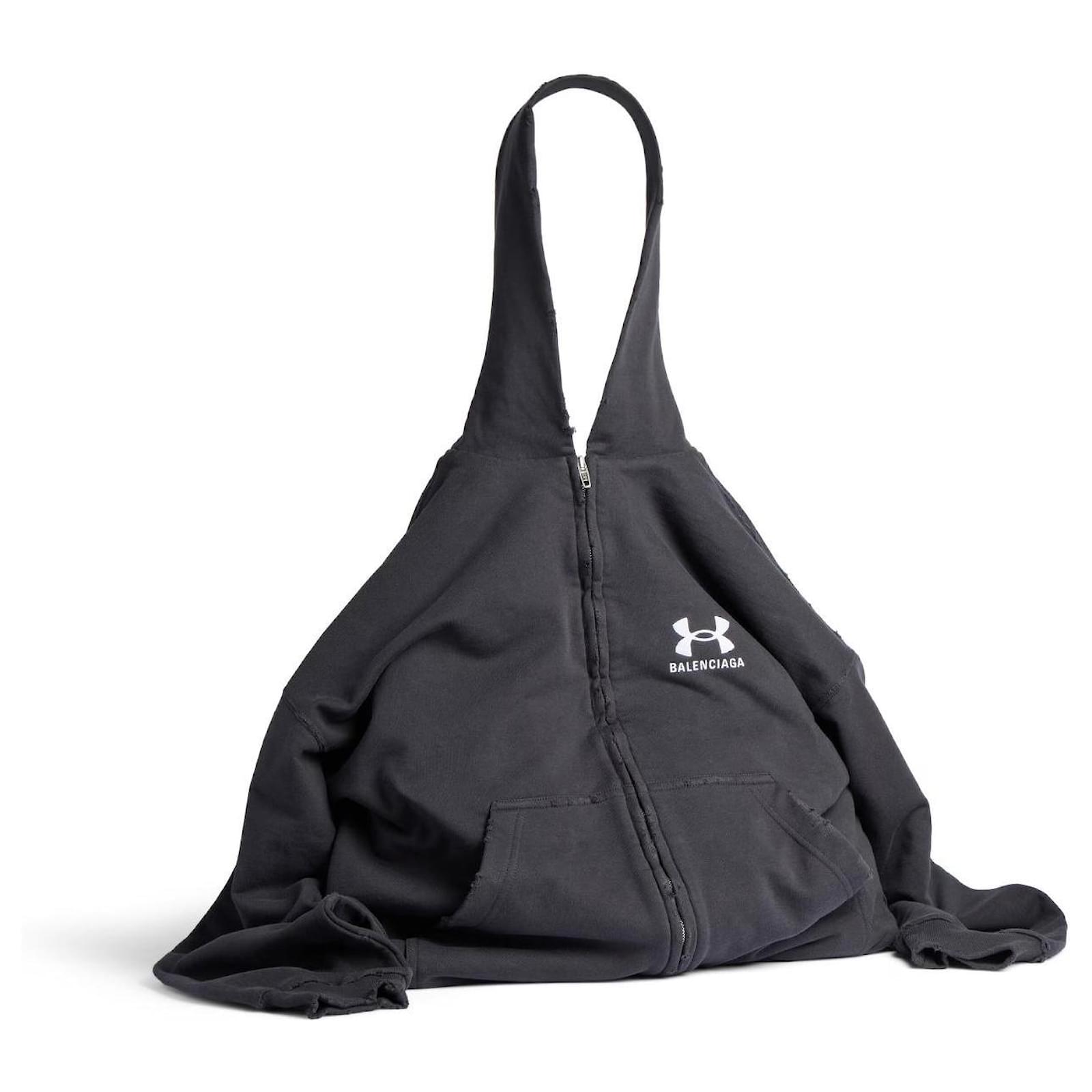 【BALENCIAGA】Under Armourエディション バックパック Black Under Armour Edition Backpack by Balenciaga on Sale
