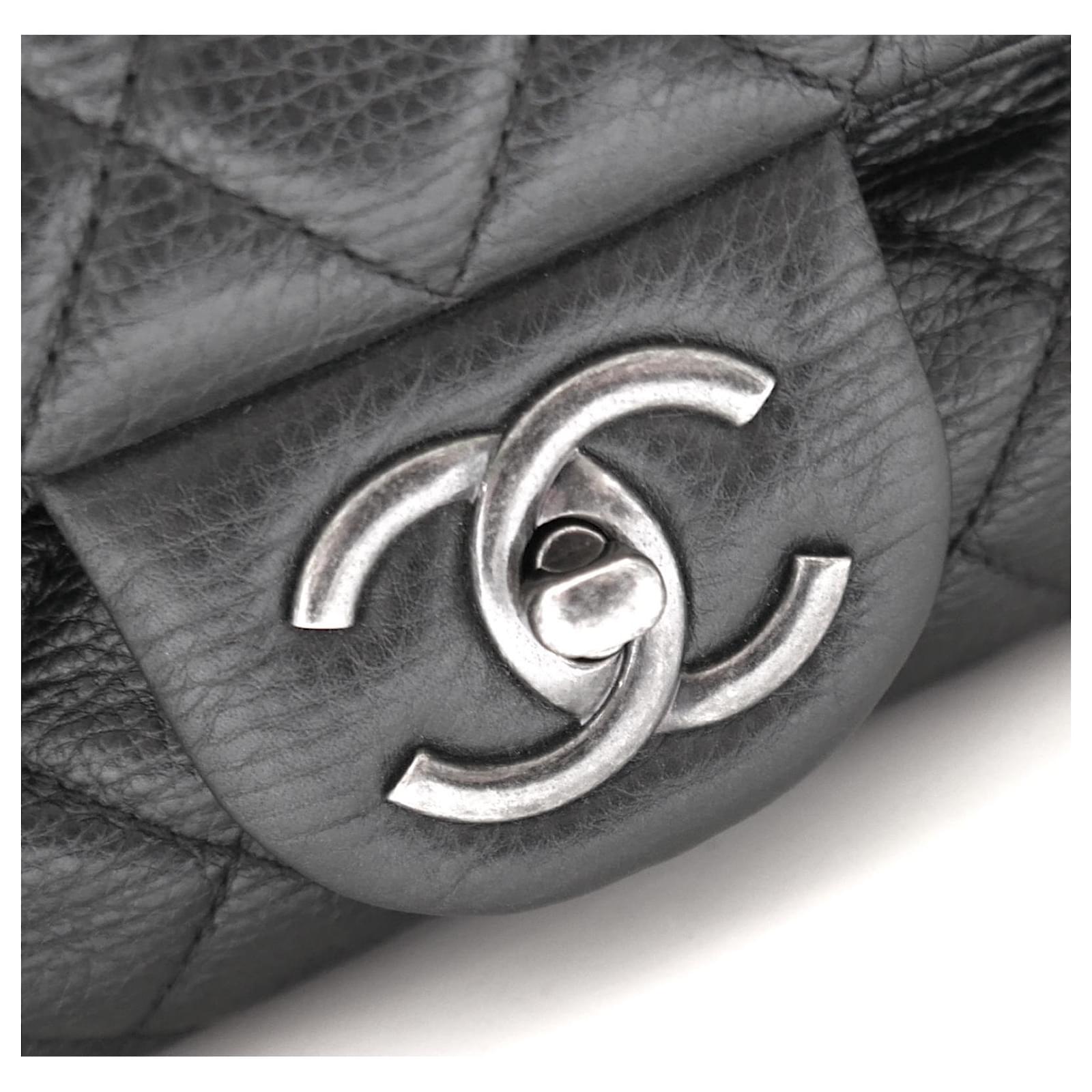 Chanel XXL Travel Flap Bag Black Caviar Leather ref.JC1950071