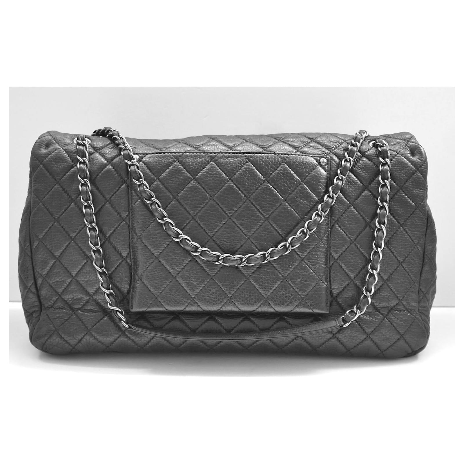 Chanel XXL Travel Flap Bag Black Caviar Leather ref.JC1950071