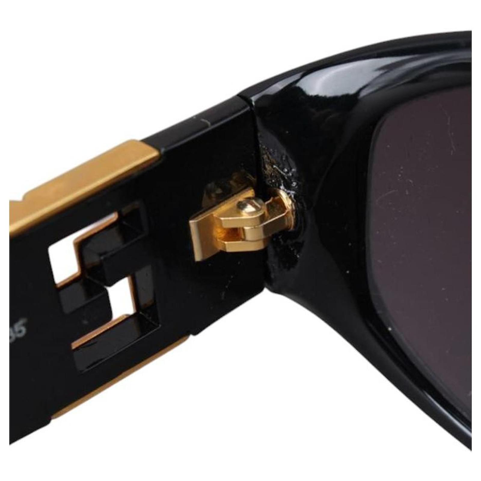 Fendi Black Gold FF Logo Vintage Sunglasses FS289 Golden