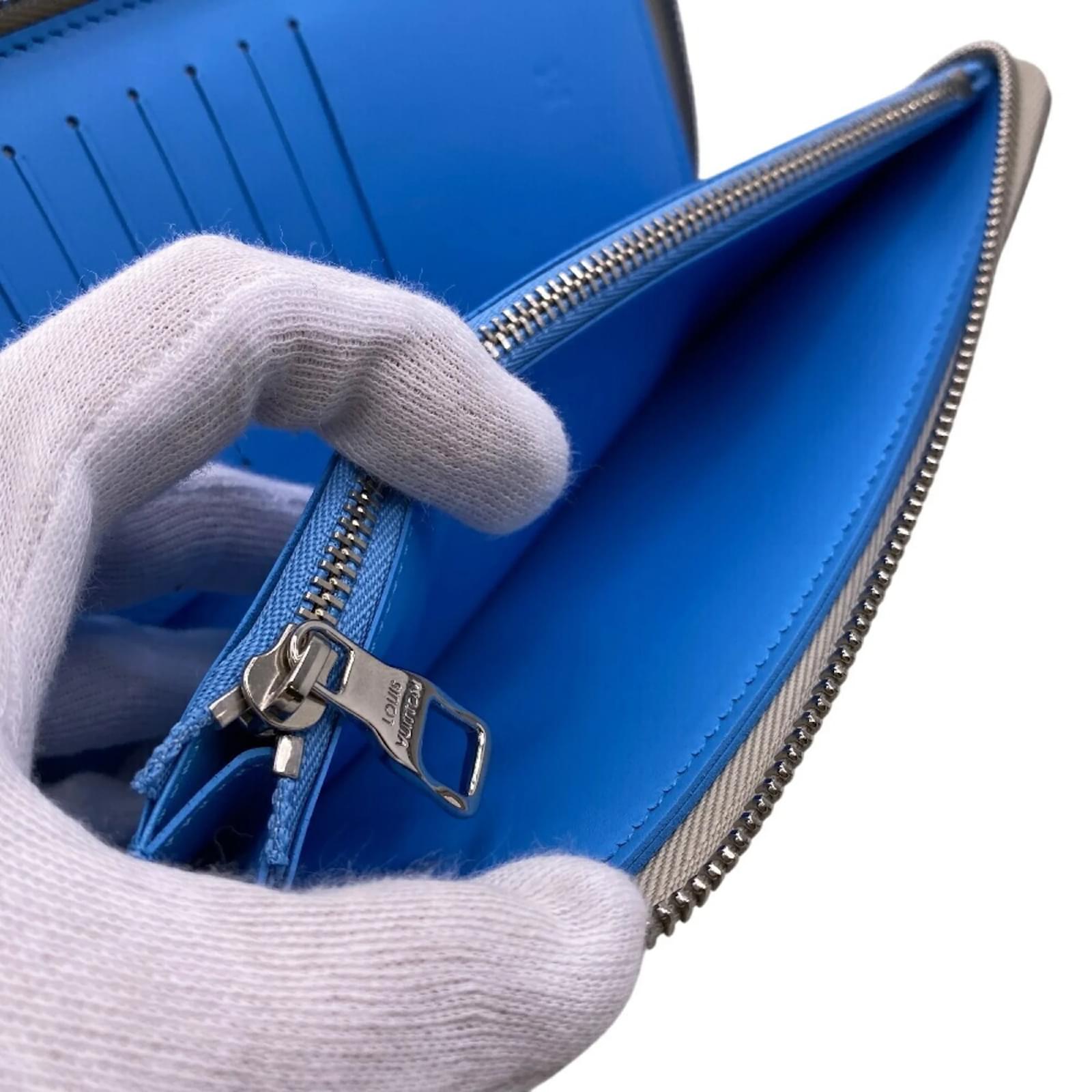 Louis Vuitton Taurillon Zippy Wallet Brown Blue Leather ref.1972891