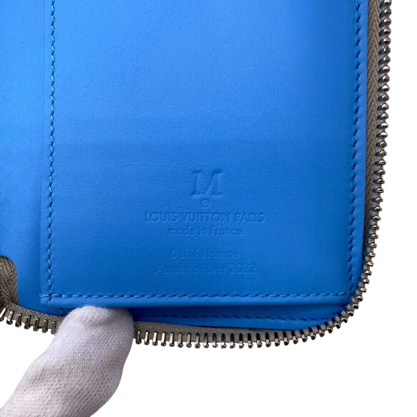 Louis Vuitton Taurillon Zippy Wallet Brown Blue Leather ref.1972891