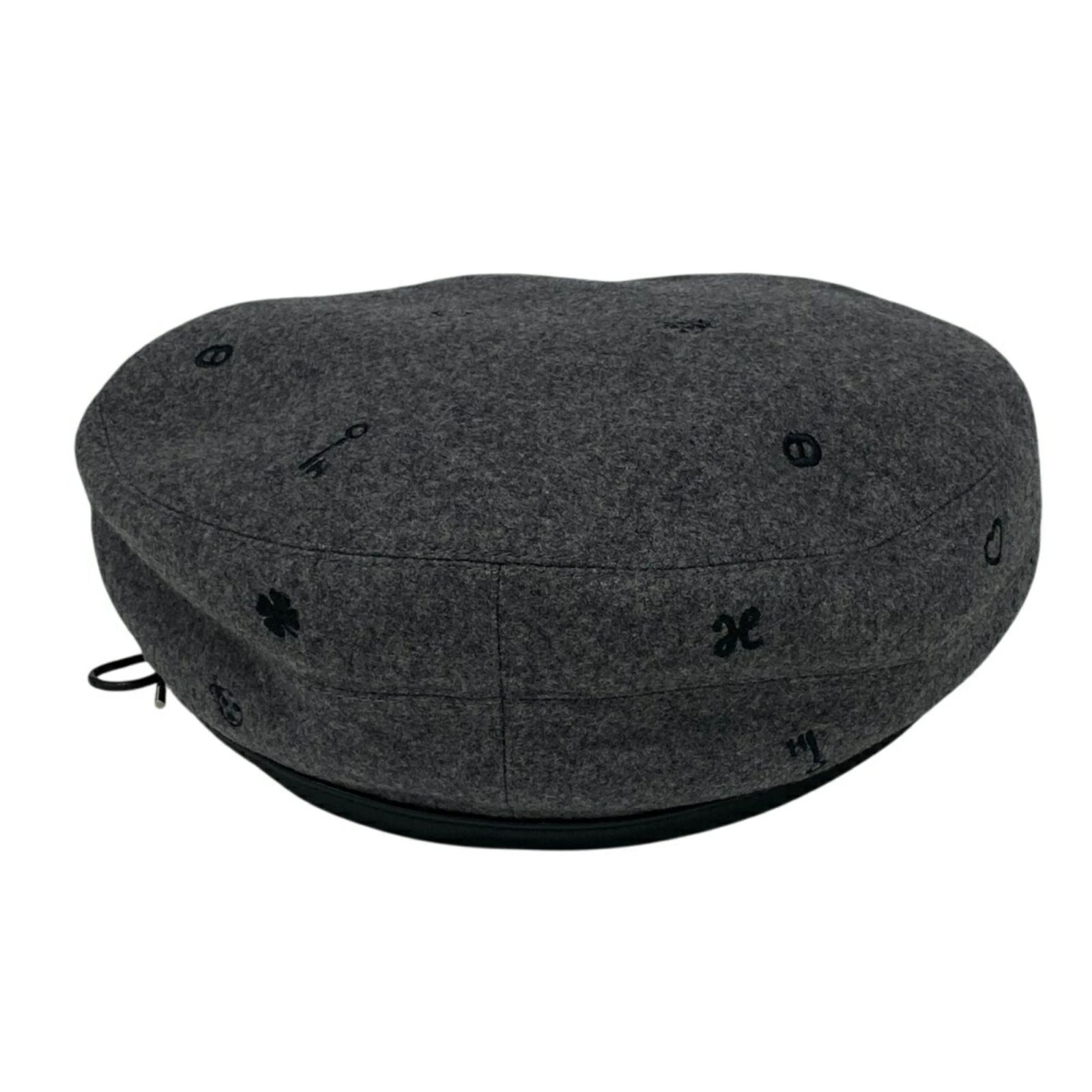 Hermes Saint-Honore Beret Cashmere 58 Black Hermès // Cashmere Beret – VSP Consignment main image 3